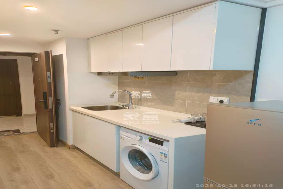 新城和樾(新城和樾公馆)  1室1厅1卫    1100.0元/月 新城和樾(新城和樾公馆)  1室1厅1卫    1100.0元/月室内图