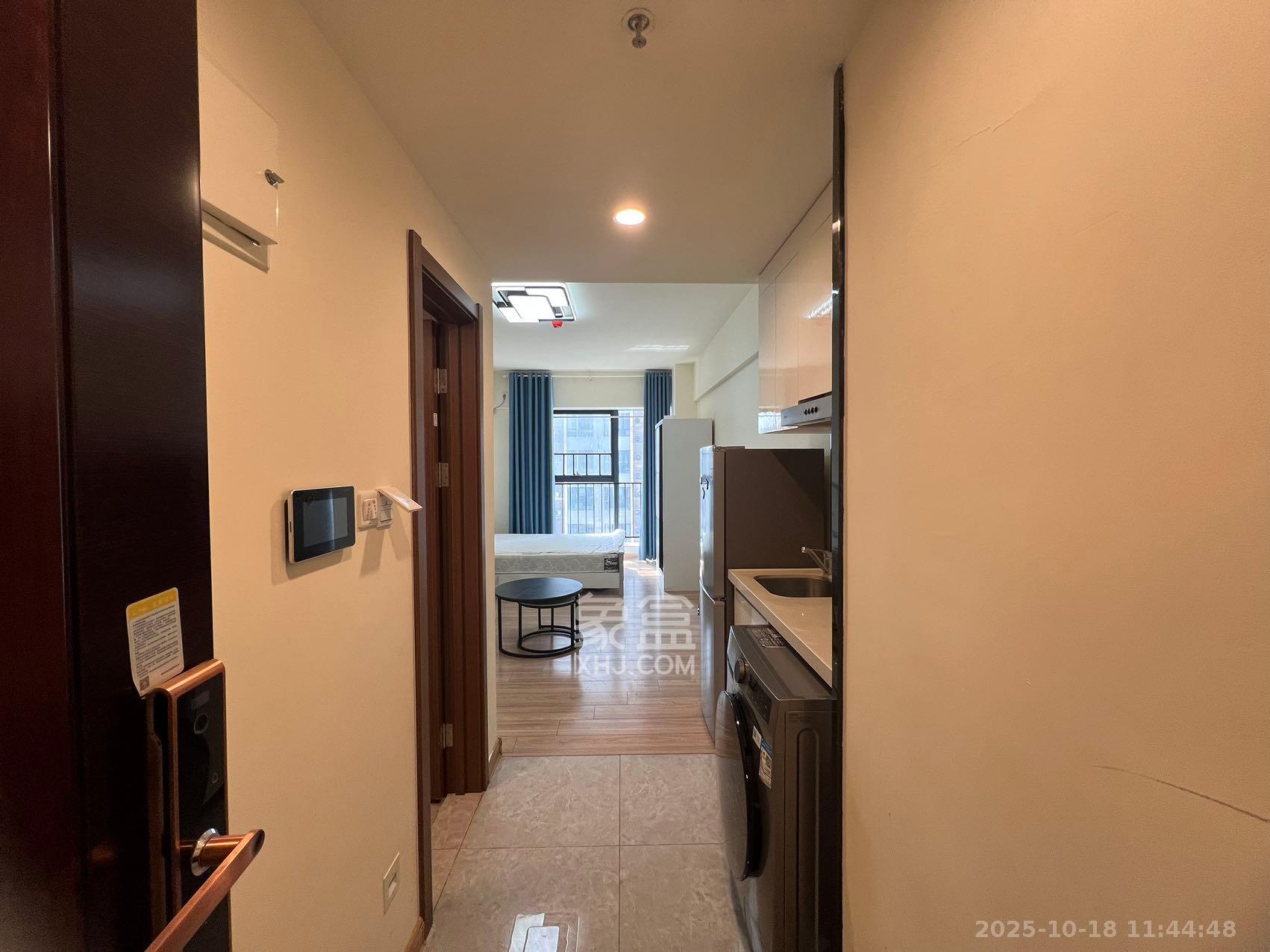 碧桂园印象  1室0厅0卫    1200.0元/月