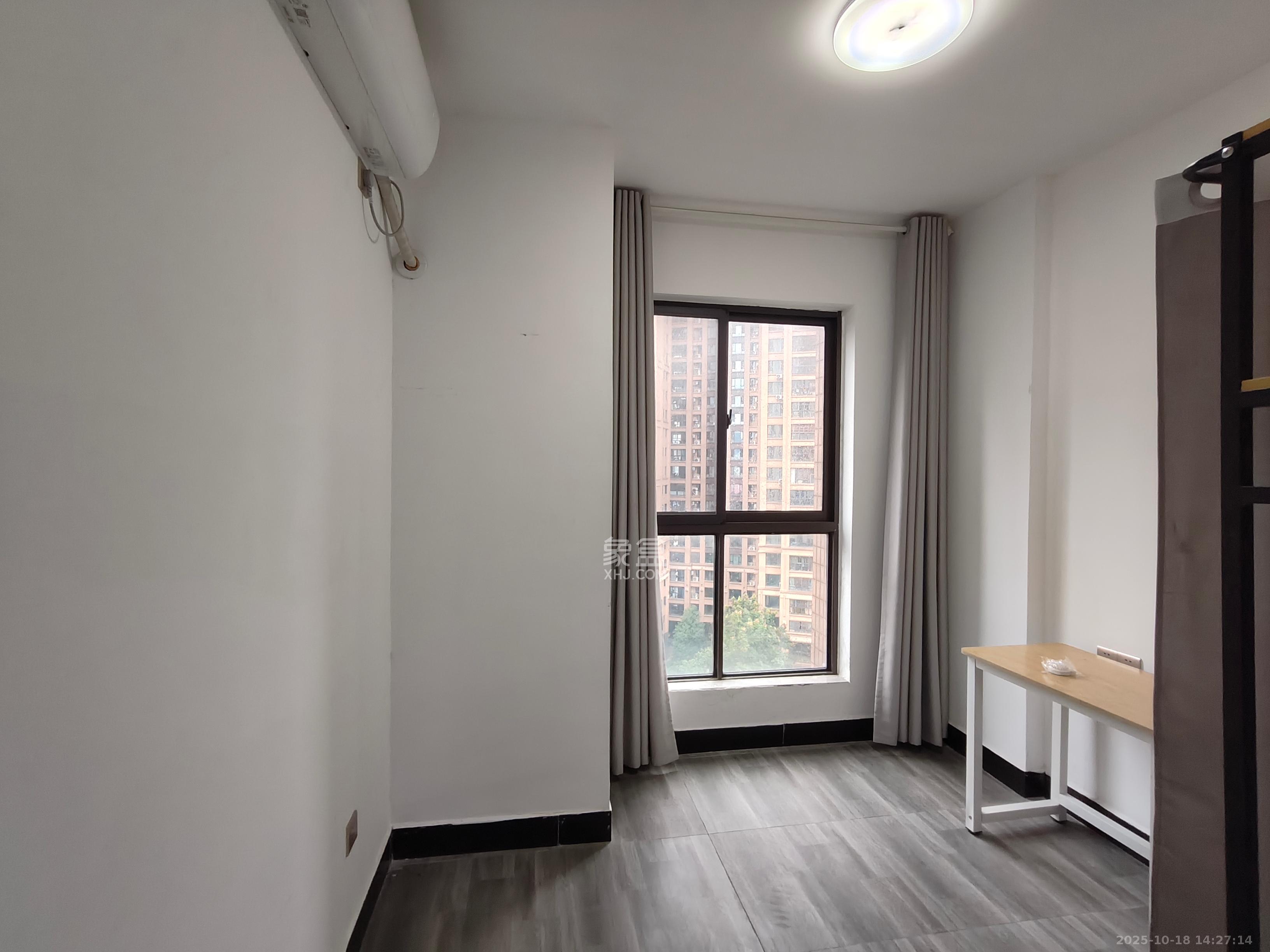 润和又一城  4室2厅2卫    2800.0元/月 润和又一城  4室2厅2卫    2800.0元/月室内图