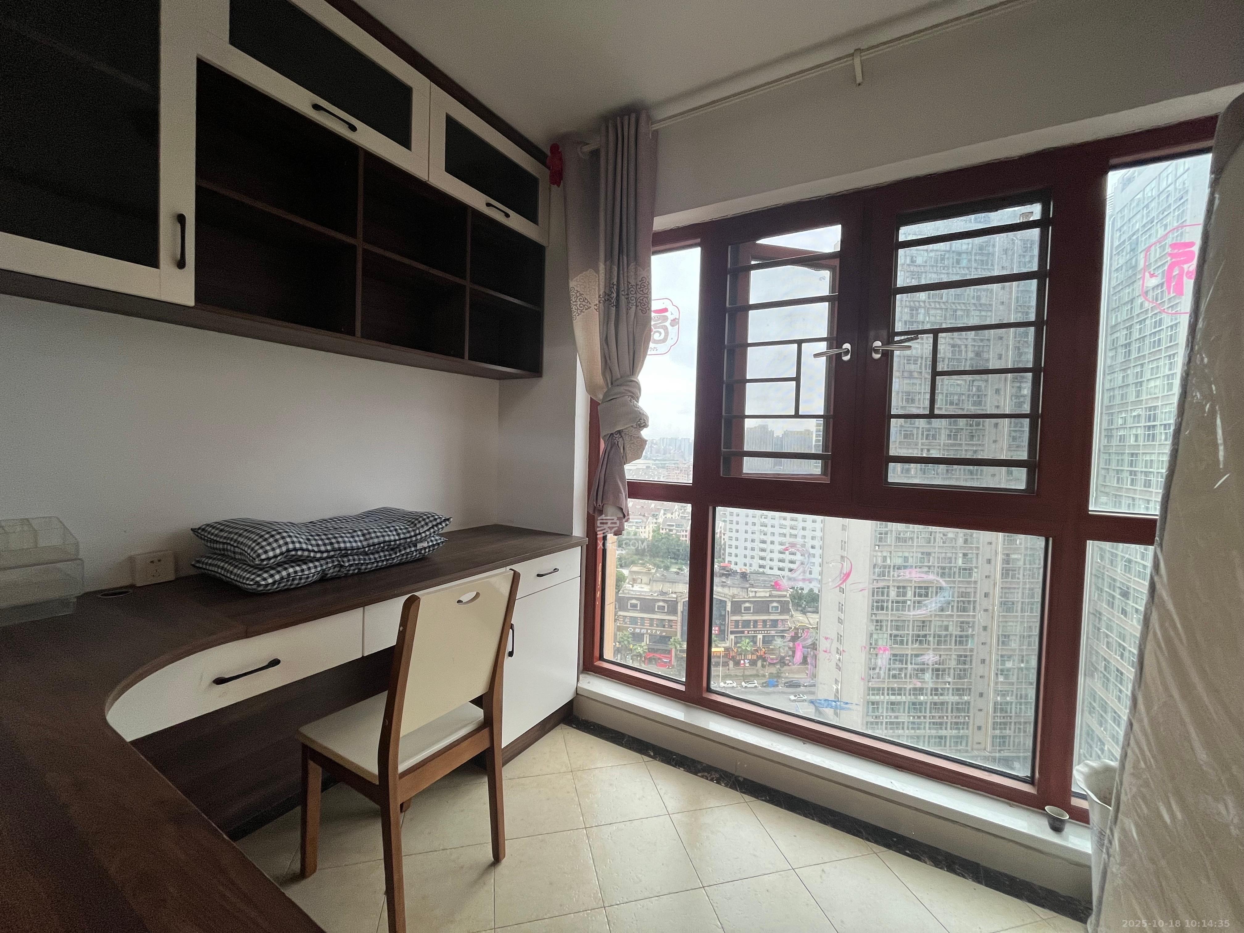 五江天街北区 3室2厅2卫 2500.0元/月 五江天街北区 3室2厅2卫 2500.0元/月室内图