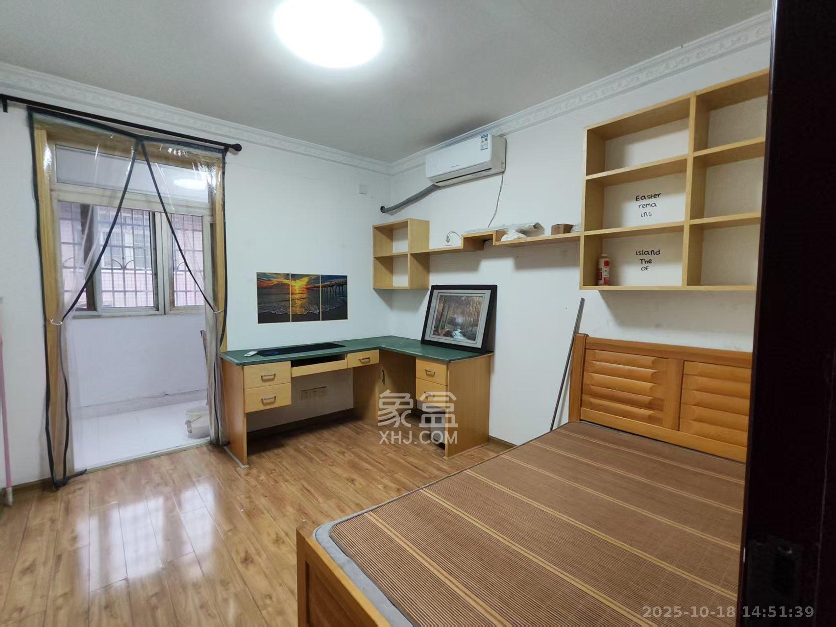 德政园  3室1厅2卫    2300.0元/月室内图