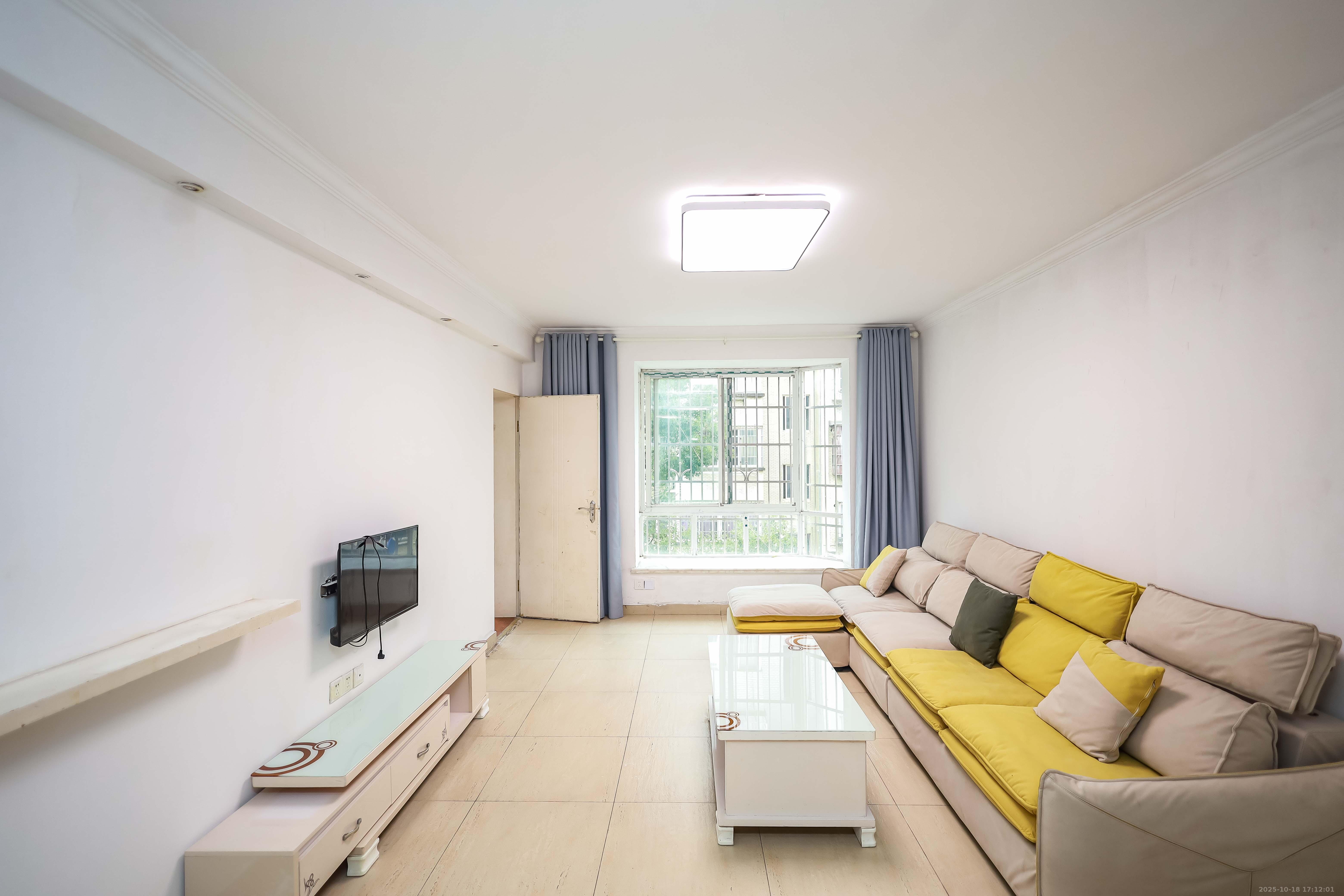 咸嘉新村西子园  3室2厅1卫    75.8万 咸嘉新村西子园  3室2厅1卫    75.8万