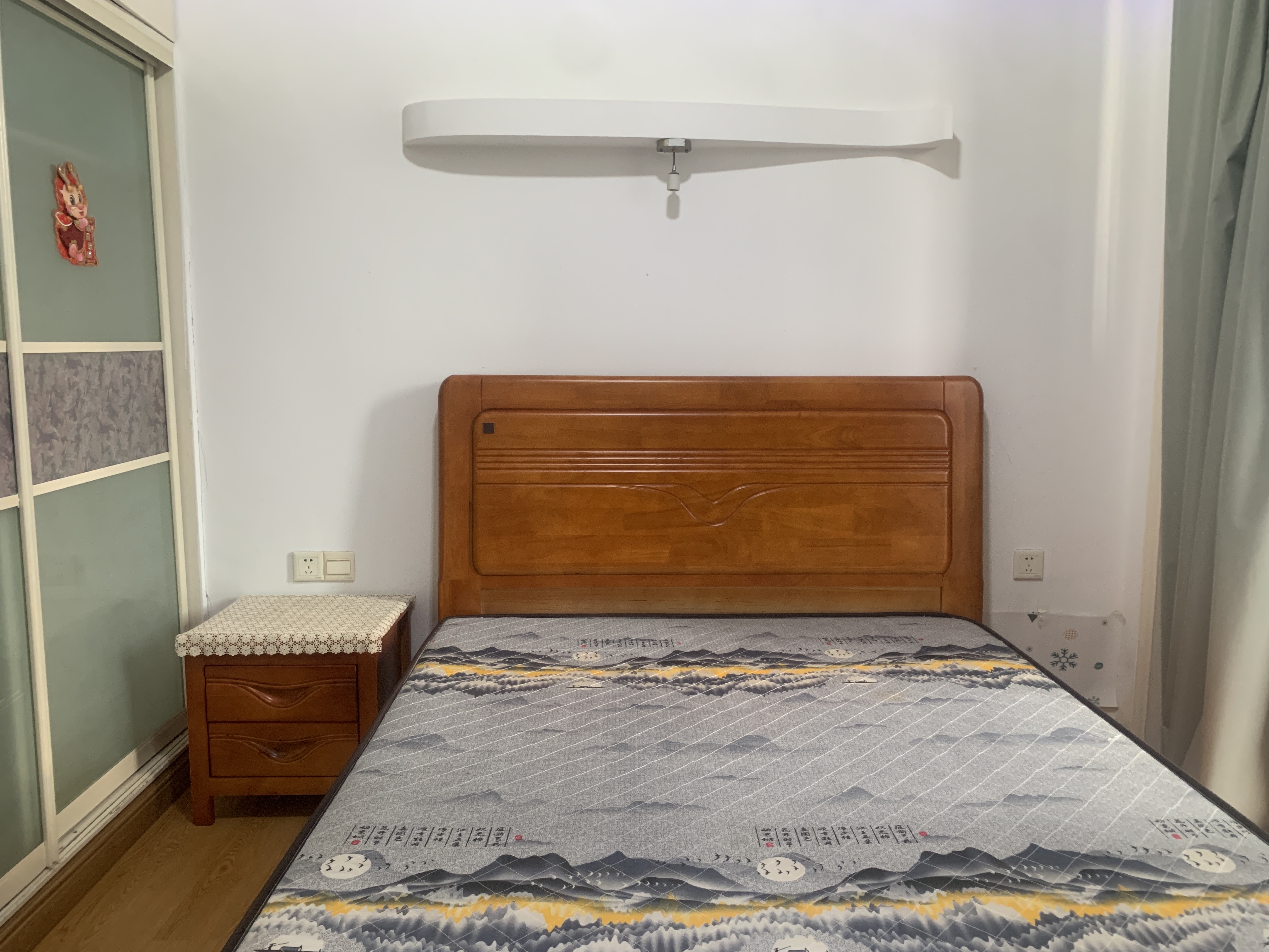 耀江花园  1室1厅1卫    2000.0元/月室内图