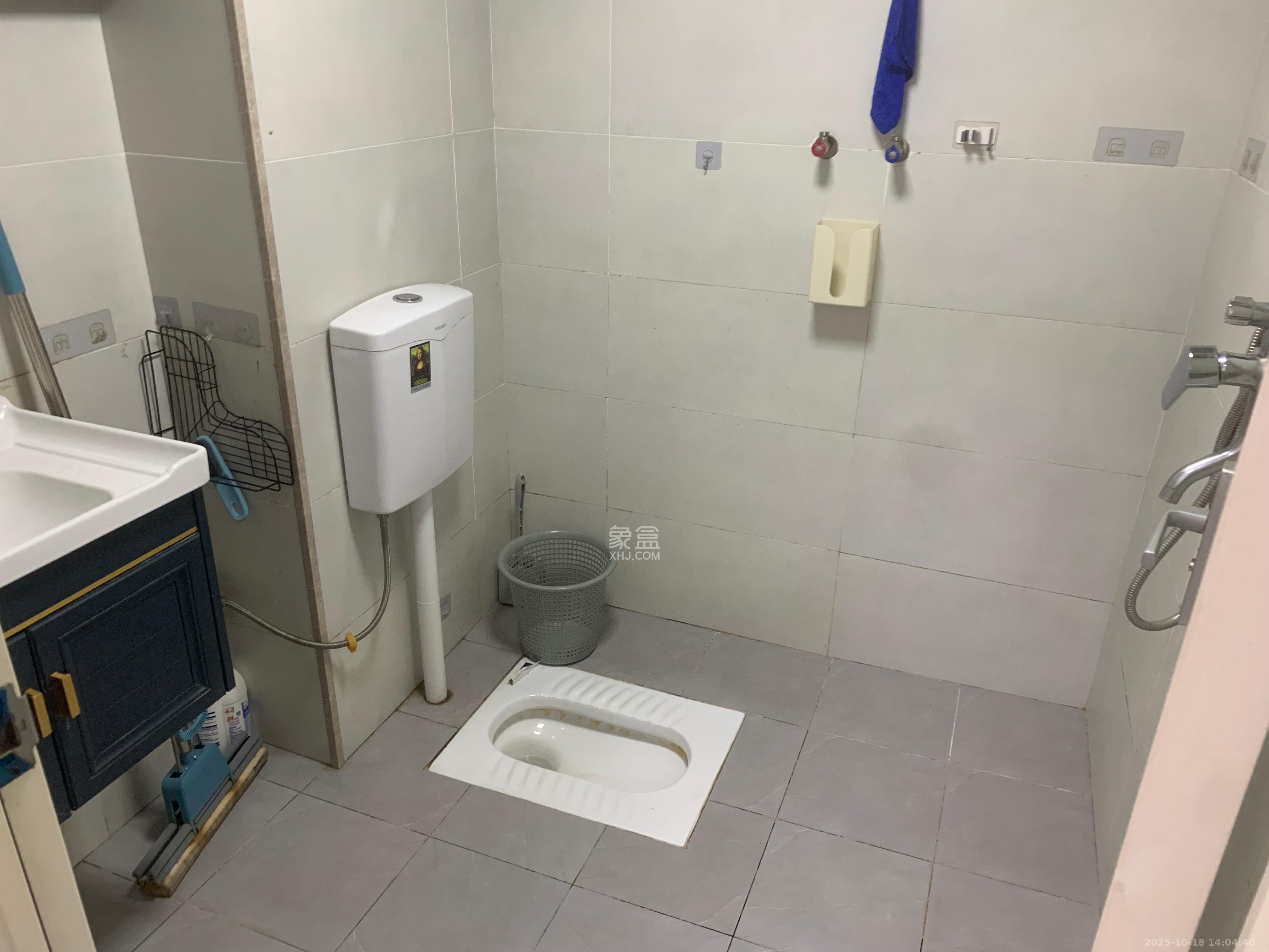 鹏程府 1室1厅1卫 1800.0元/月 鹏程府 1室1厅1卫 1800.0元/月室内图