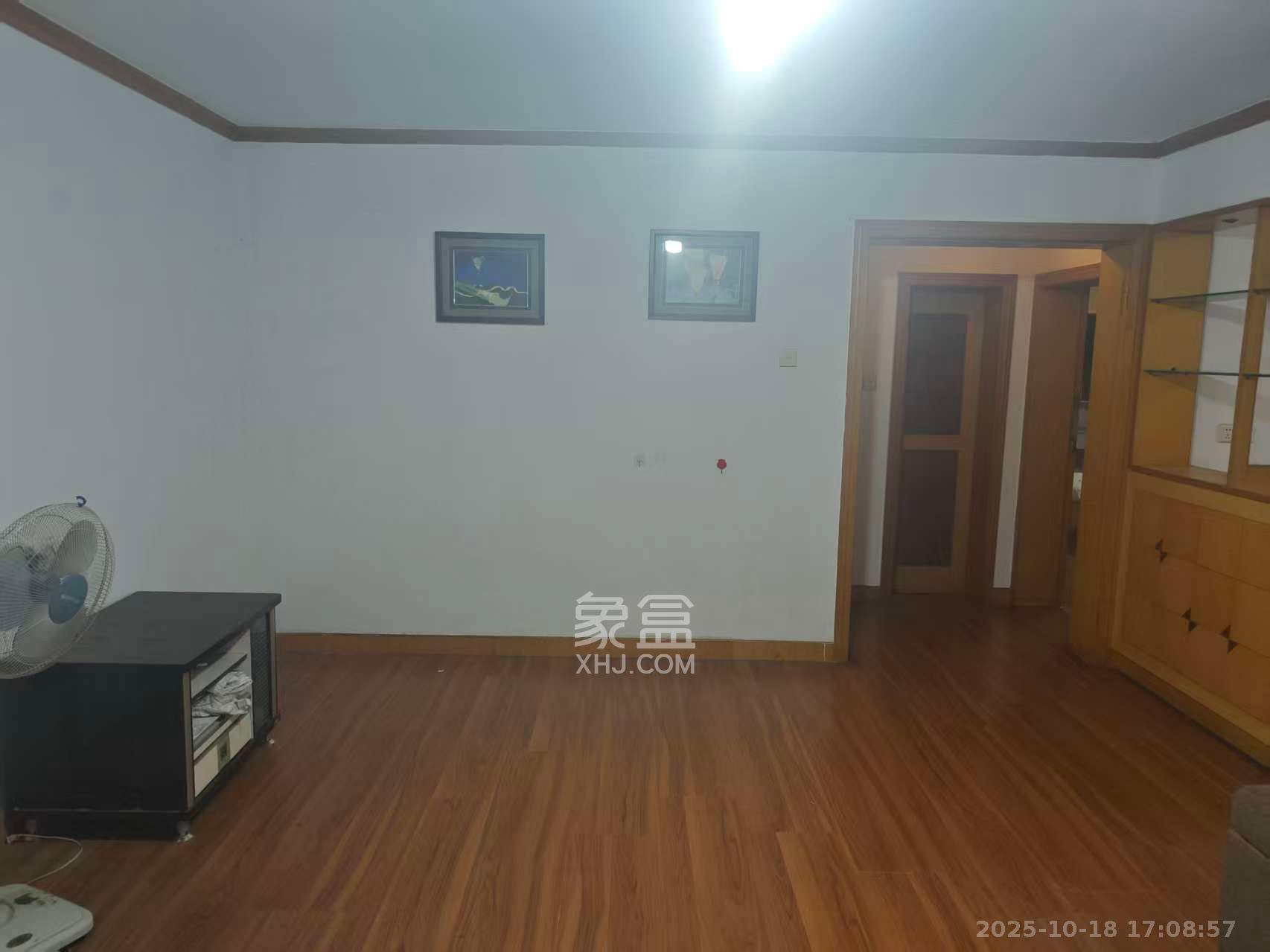 新开铺176号(环线拆迁指挥部) 2室1厅1卫 1500.0元/月 新开铺176号(环线拆迁指挥部) 2室1厅1卫 1500.0元/月室内图