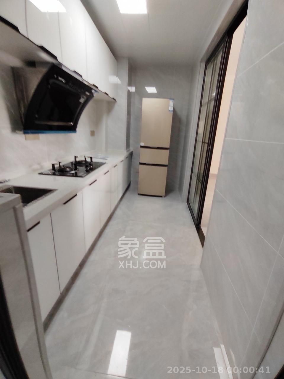 碧桂园南城首府（东宸林海）  3室1厅1卫    2400.0元/月室内图