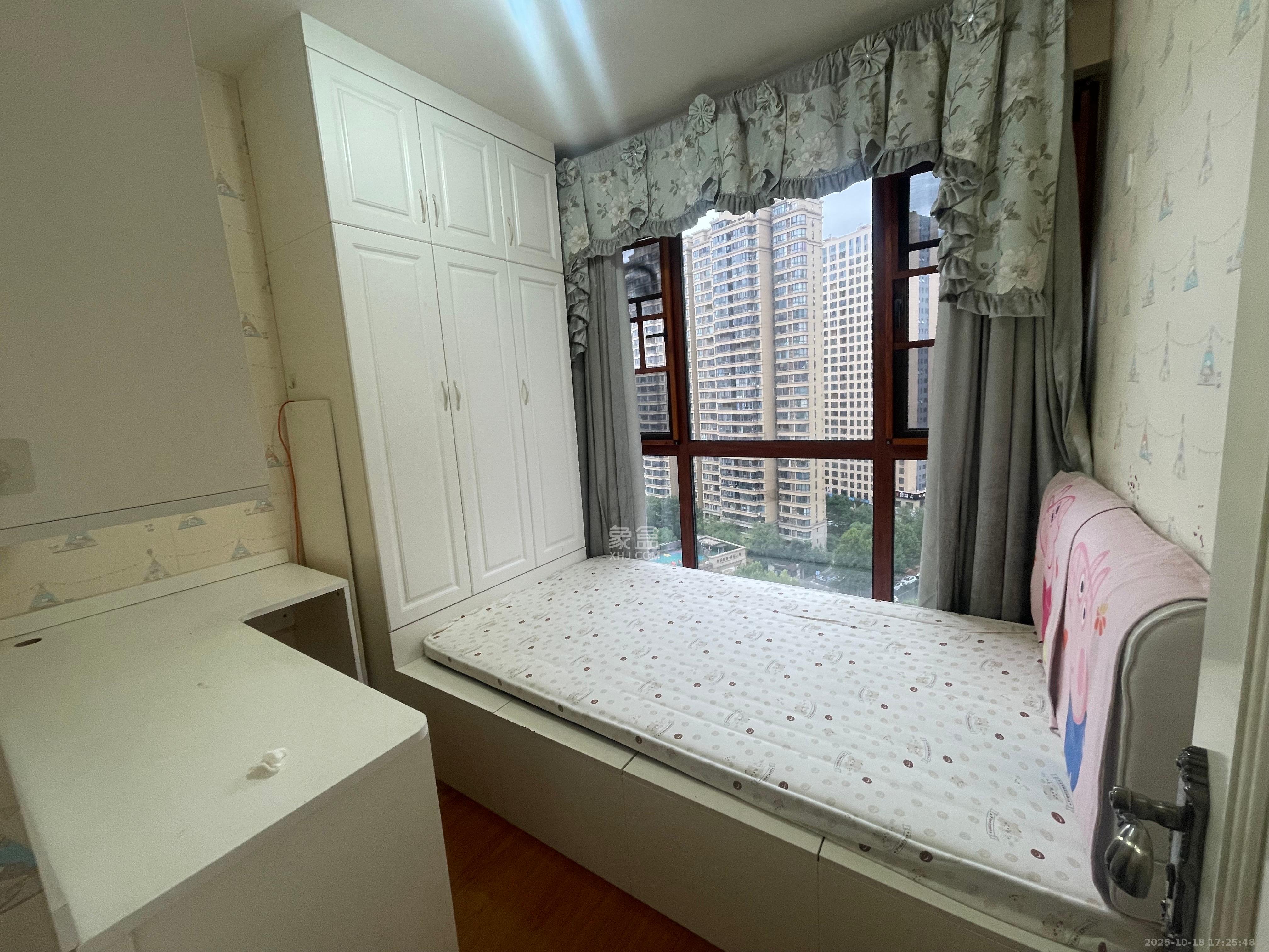 五矿万境水岸二期（五矿万境水岸和苑）  3室2厅1卫    2700.0元/月室内图