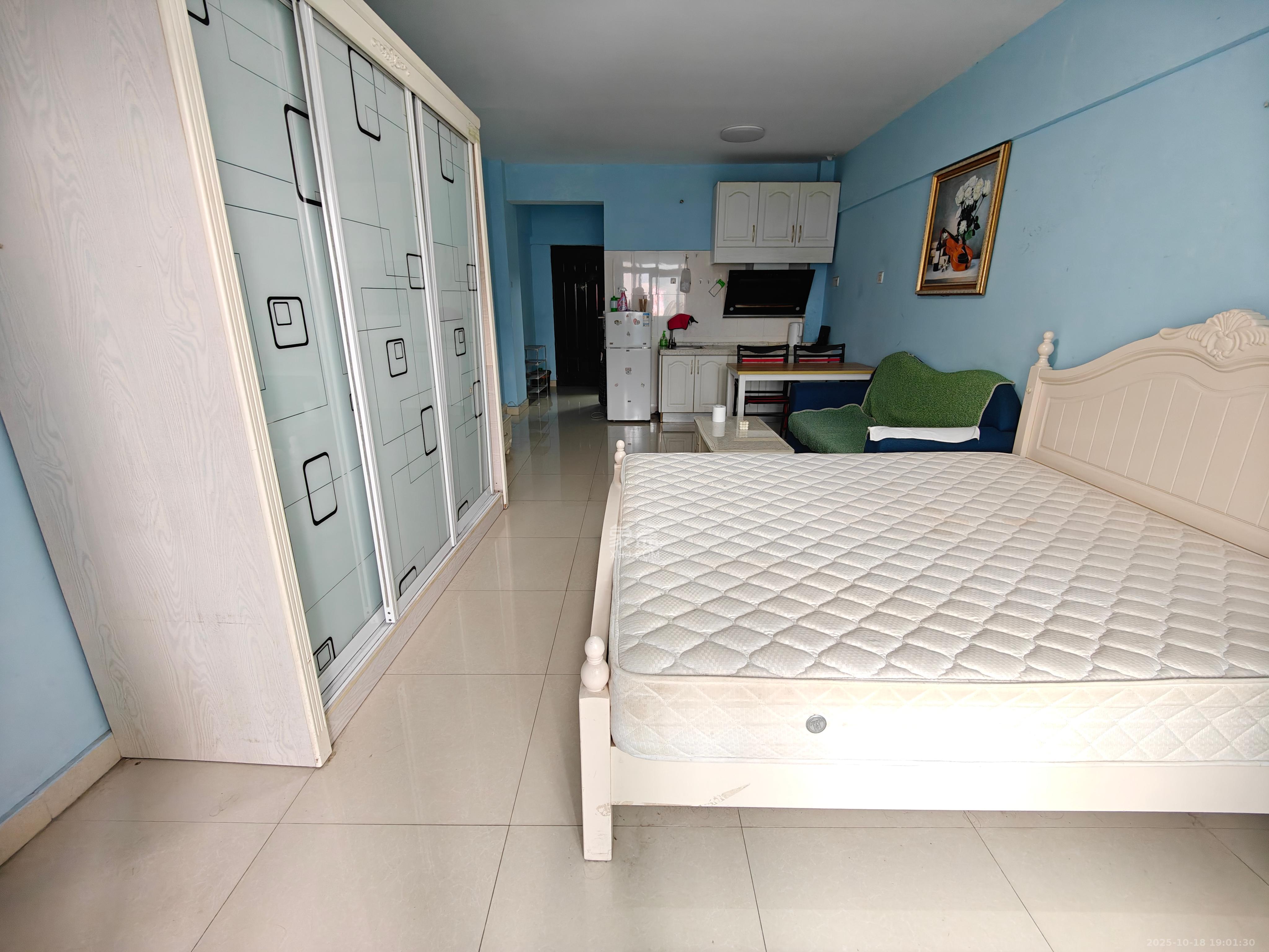 玛依拉山庄  1室1厅1卫    1500.0元/月 玛依拉山庄  1室1厅1卫    1500.0元/月室内图