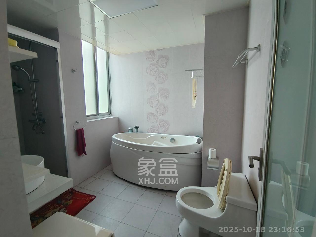 佳馨园  5室2厅2卫    4000.0元/月室内图