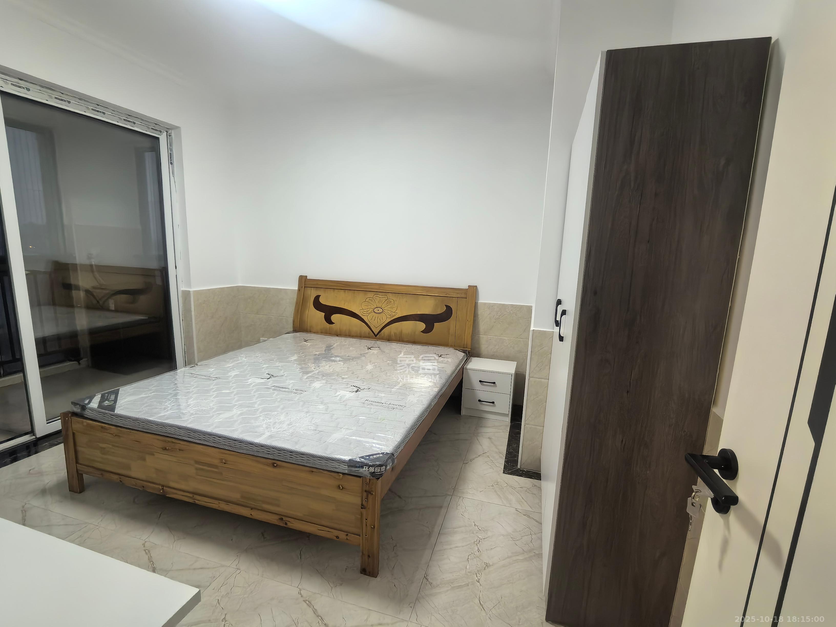 佛奥康桥水岸 2室2厅1卫 1600.0元/月 佛奥康桥水岸 2室2厅1卫 1600.0元/月室内图