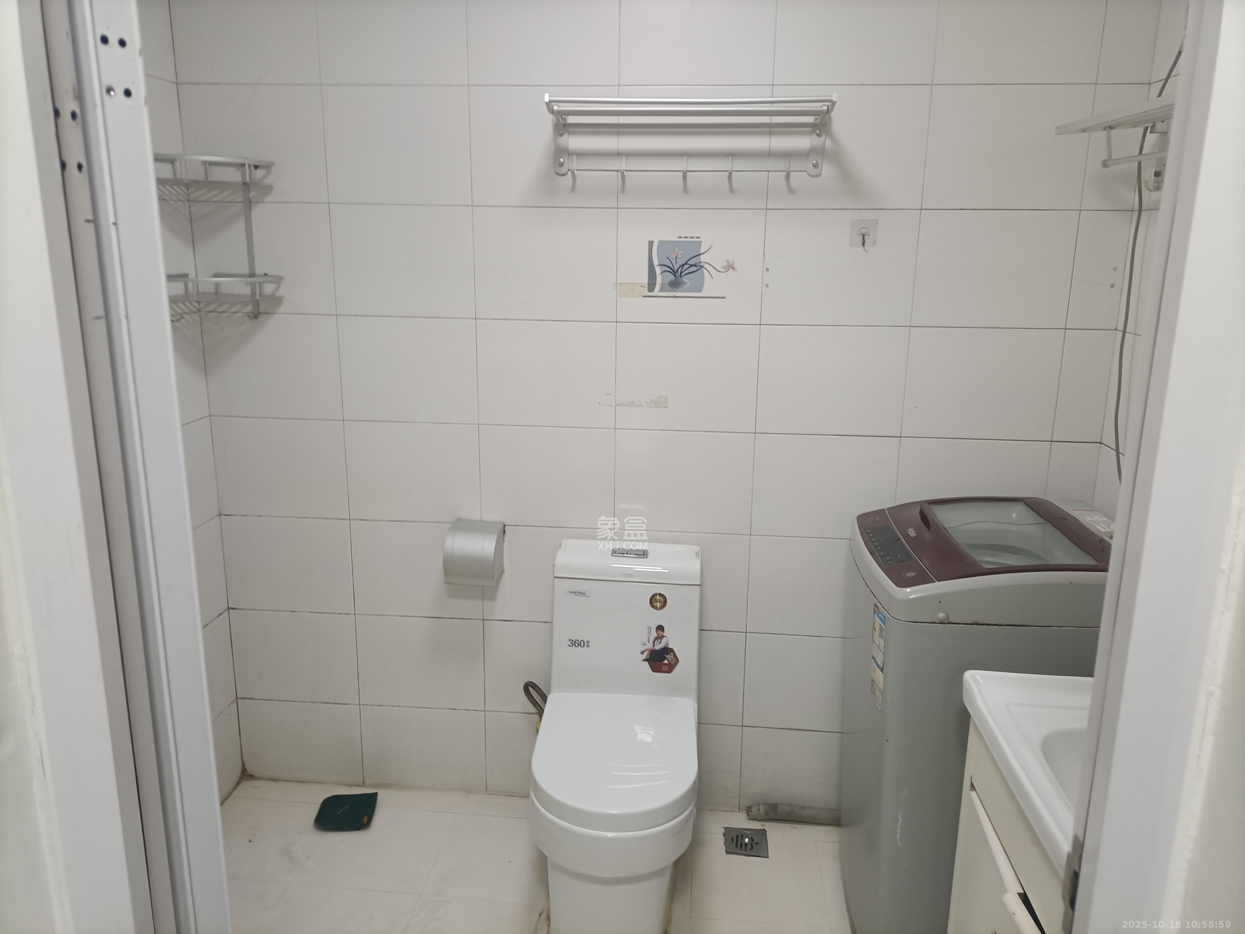 BOBO国际 3室1厅1卫 2600.0元/月 BOBO国际 3室1厅1卫 2600.0元/月室内图