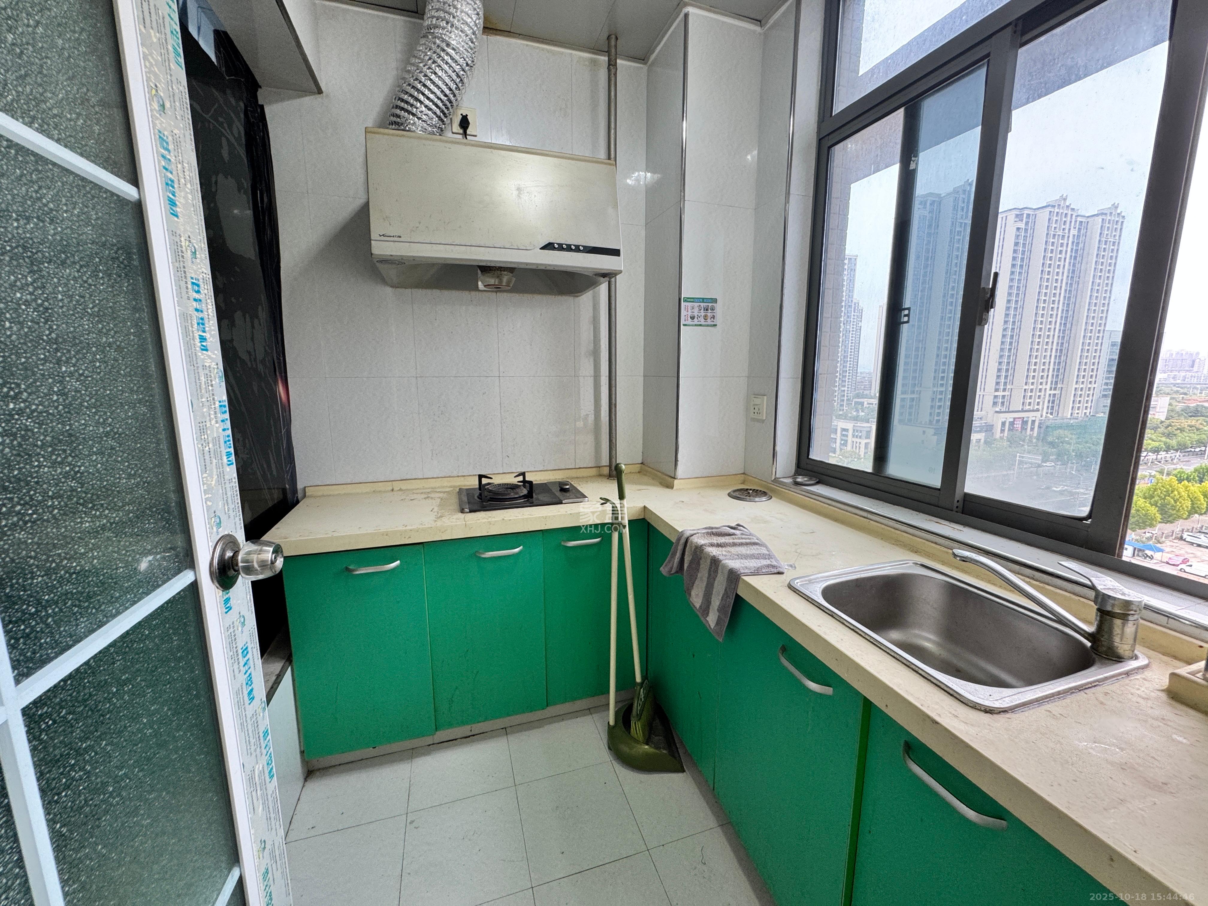 建鑫二期 1室0厅1卫 800.0元/月 建鑫二期 1室0厅1卫 800.0元/月室内图