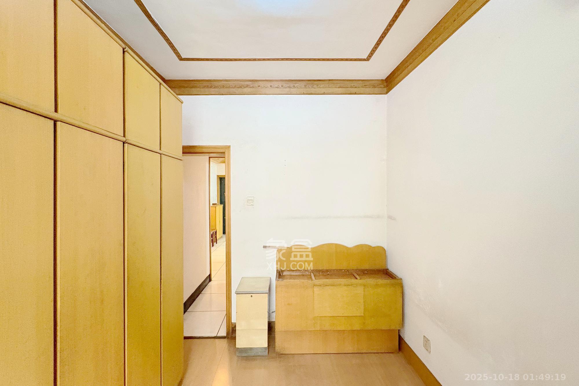 戥子桥散盘  2室1厅1卫    42.0万 戥子桥散盘  2室1厅1卫    42.0万卧室