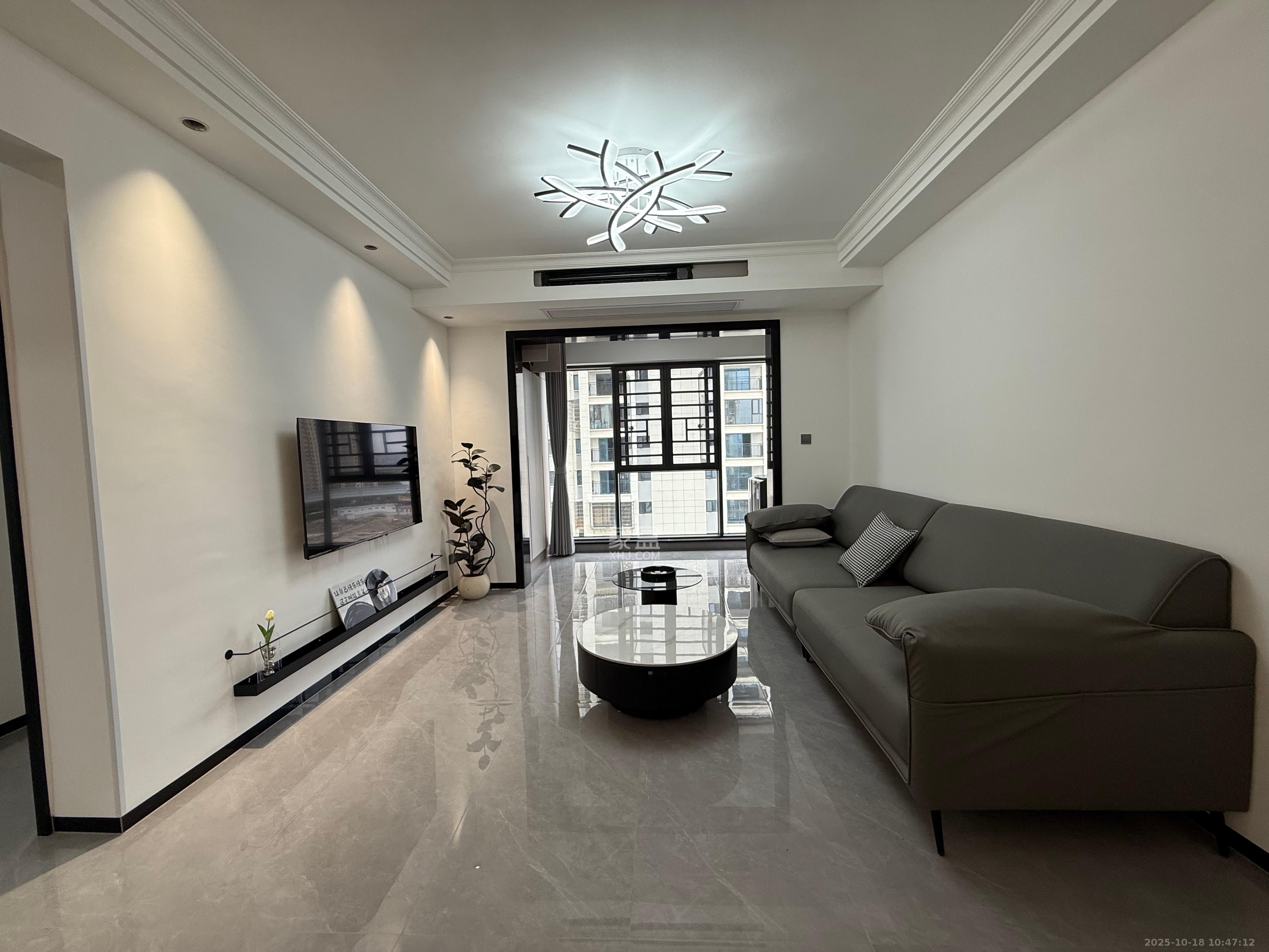 和景家园二期  2室1厅1卫    2100.0元/月 和景家园二期  2室1厅1卫    2100.0元/月室内图1