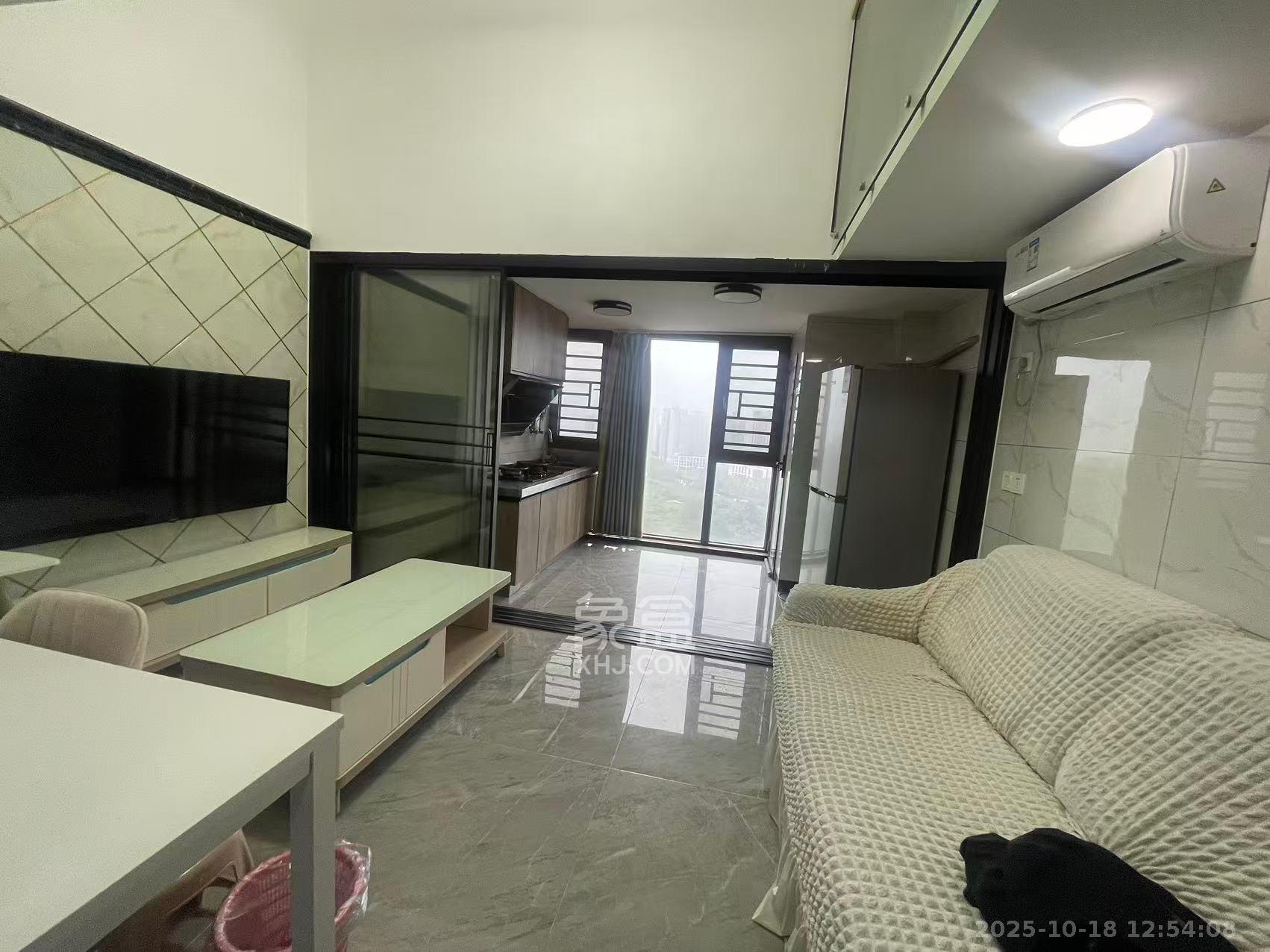 钱隆世家  2室1厅1卫    1700.0元/月 钱隆世家  2室1厅1卫    1700.0元/月