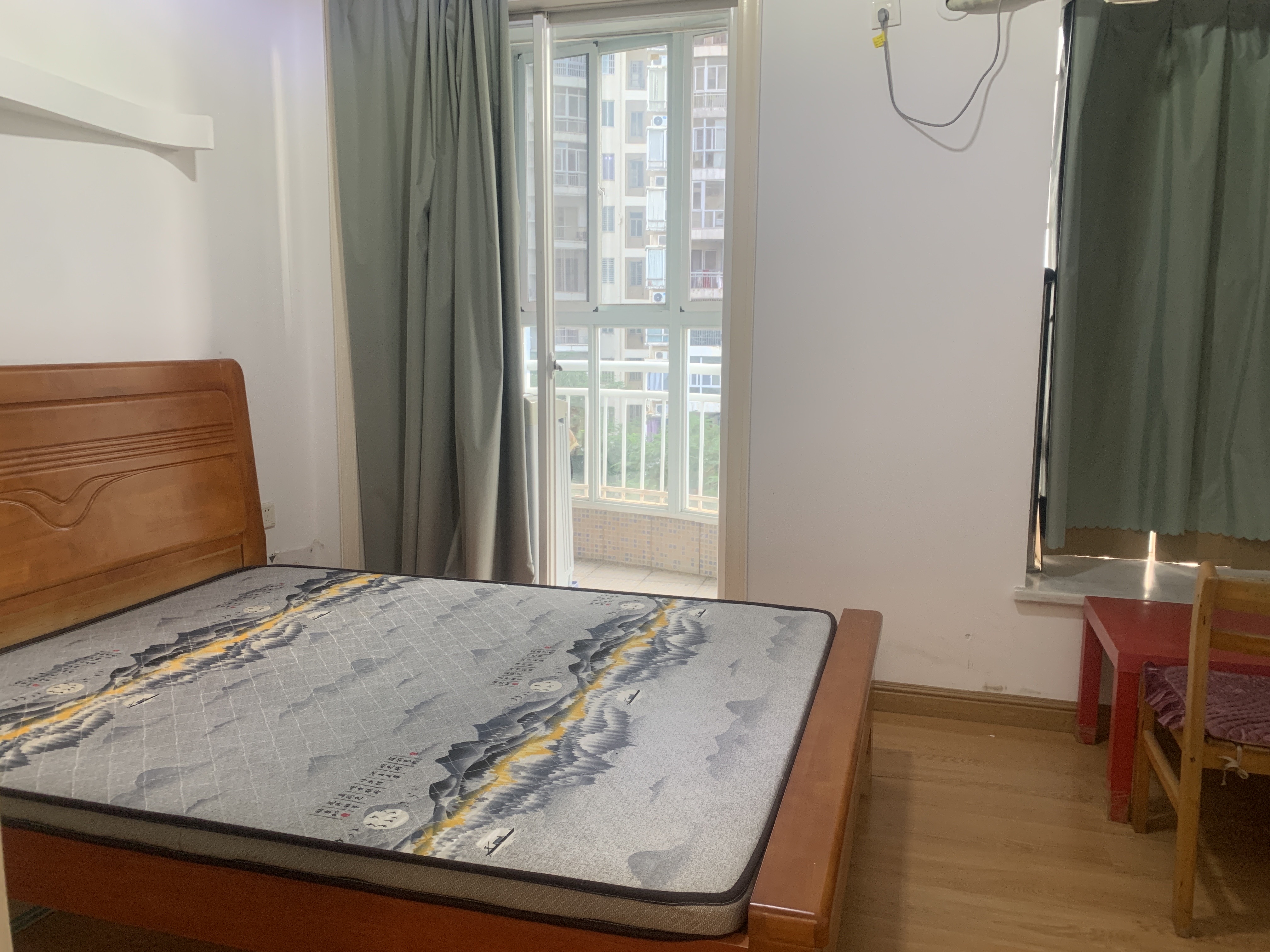 耀江花园  1室1厅1卫    2000.0元/月室内图