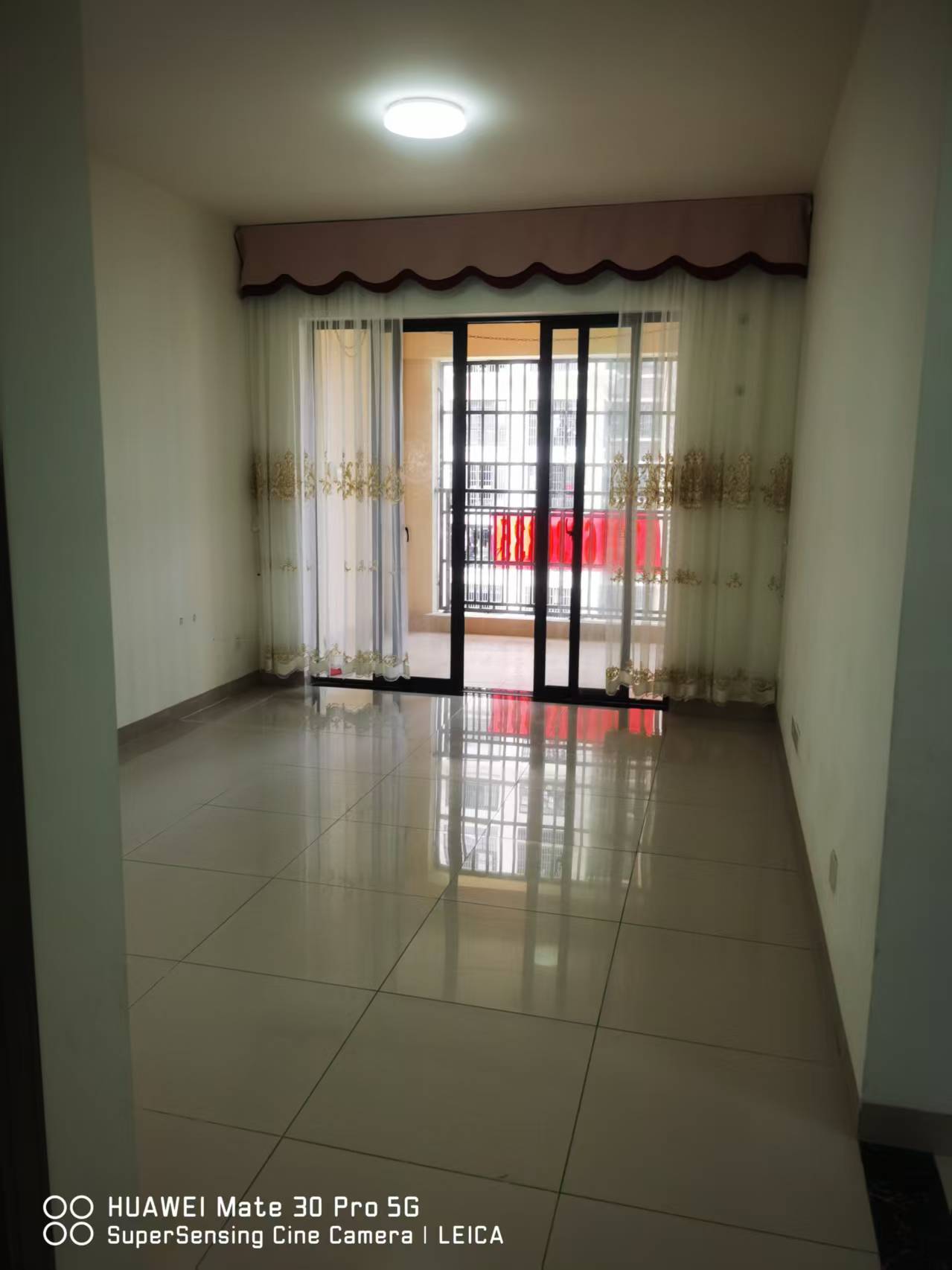 龙岐雅苑  2室2厅1卫    2100.0元/月