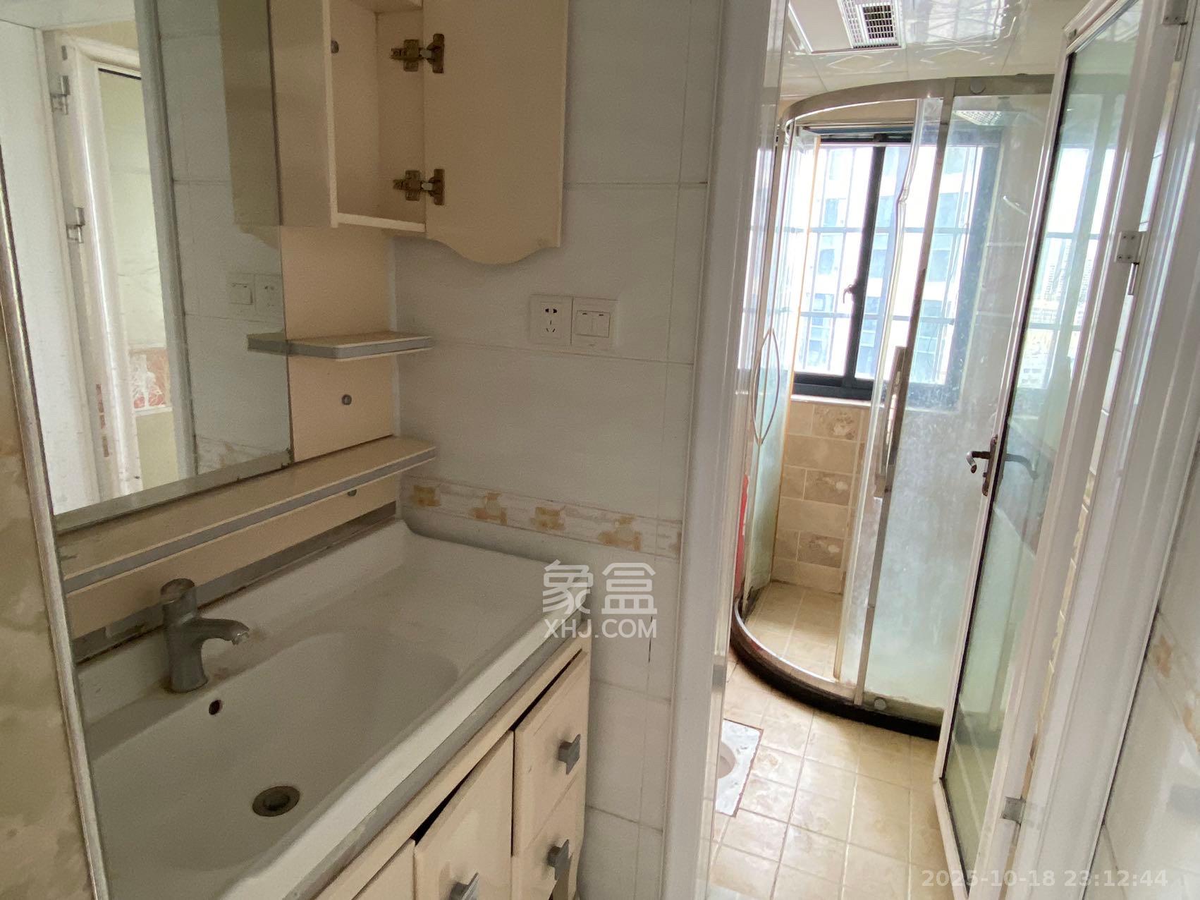 南庭城果 1室0厅0卫 3100.0元/月 南庭城果 1室0厅0卫 3100.0元/月室内图