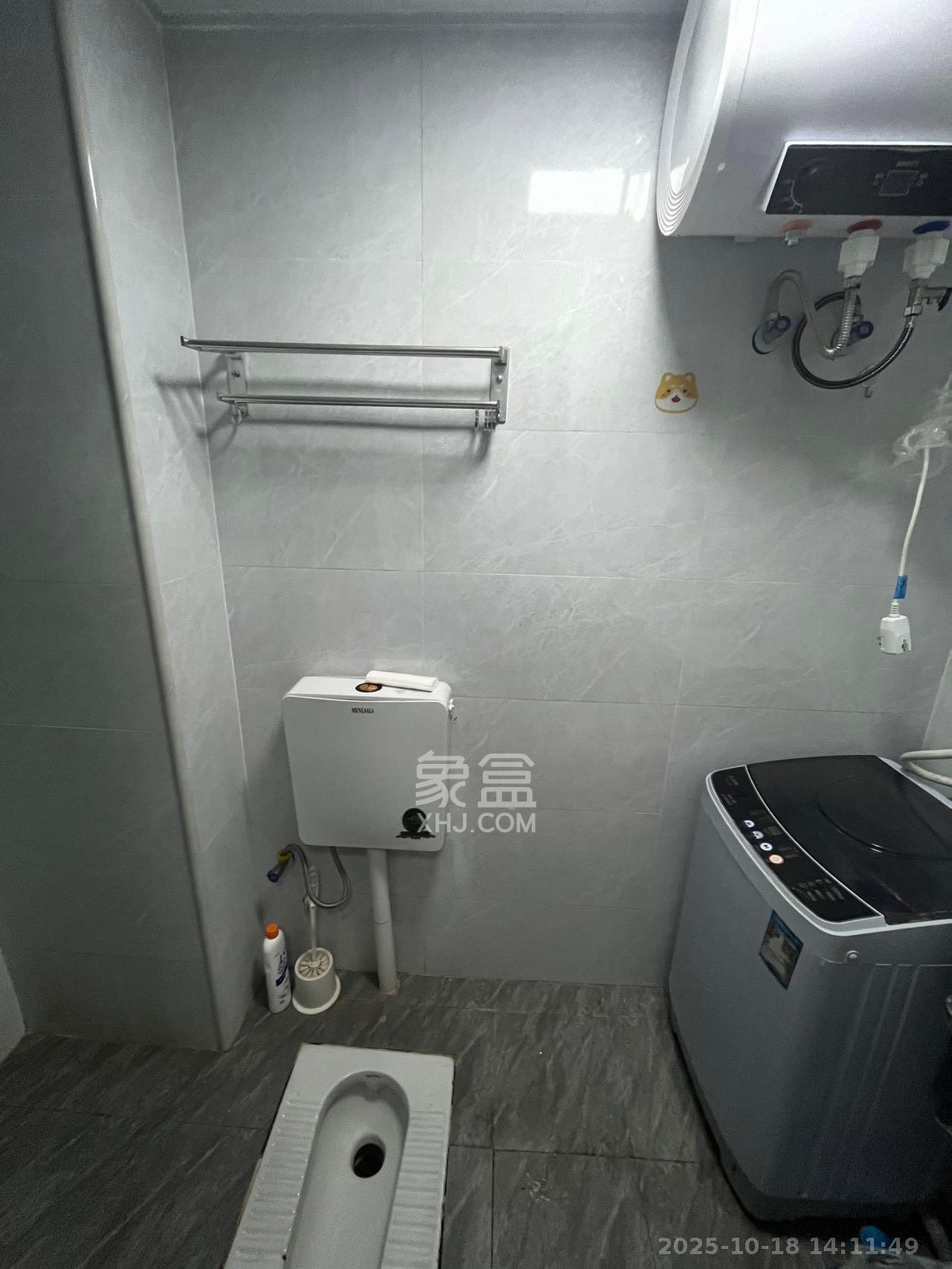 保利麓谷林语I区 1室1厅1卫 1300.0元/月 保利麓谷林语I区 1室1厅1卫 1300.0元/月室内图