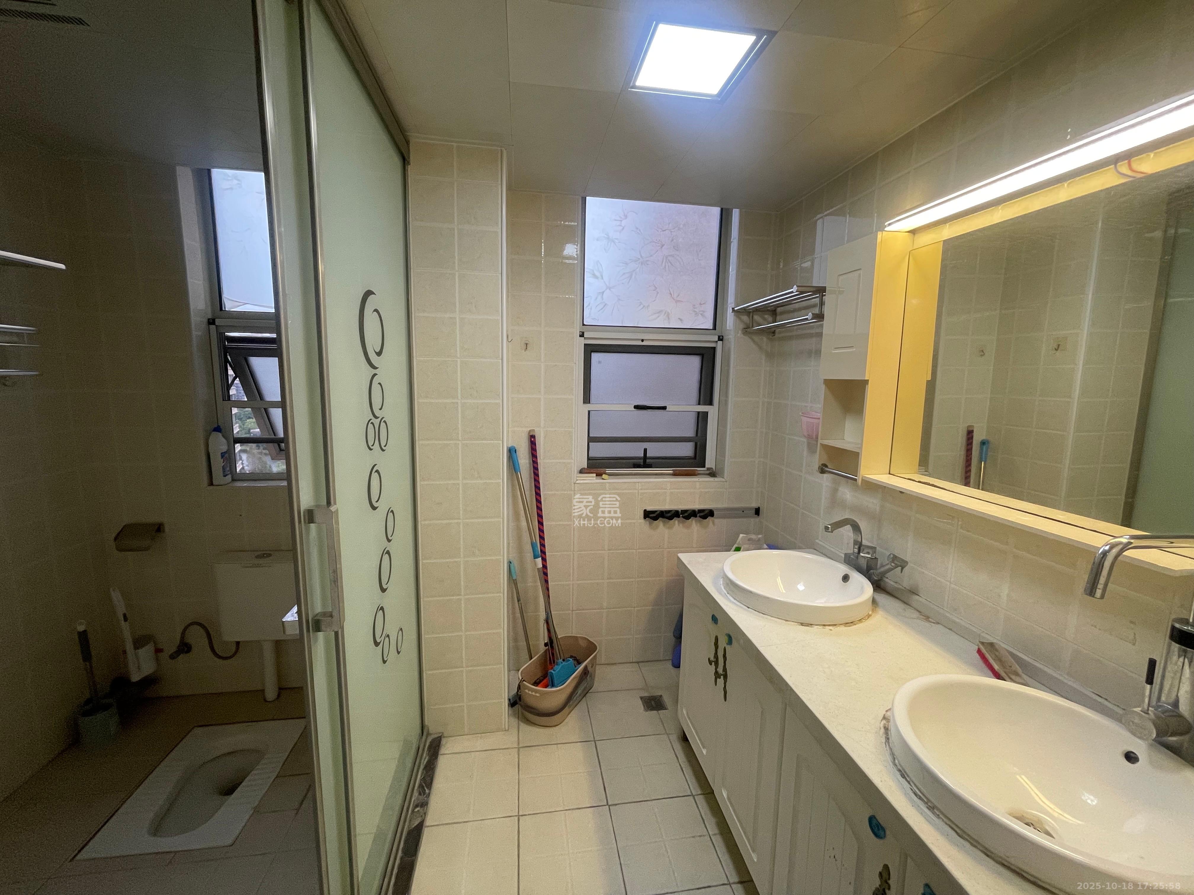 五矿万境水岸二期（五矿万境水岸和苑）  3室2厅1卫    2700.0元/月室内图