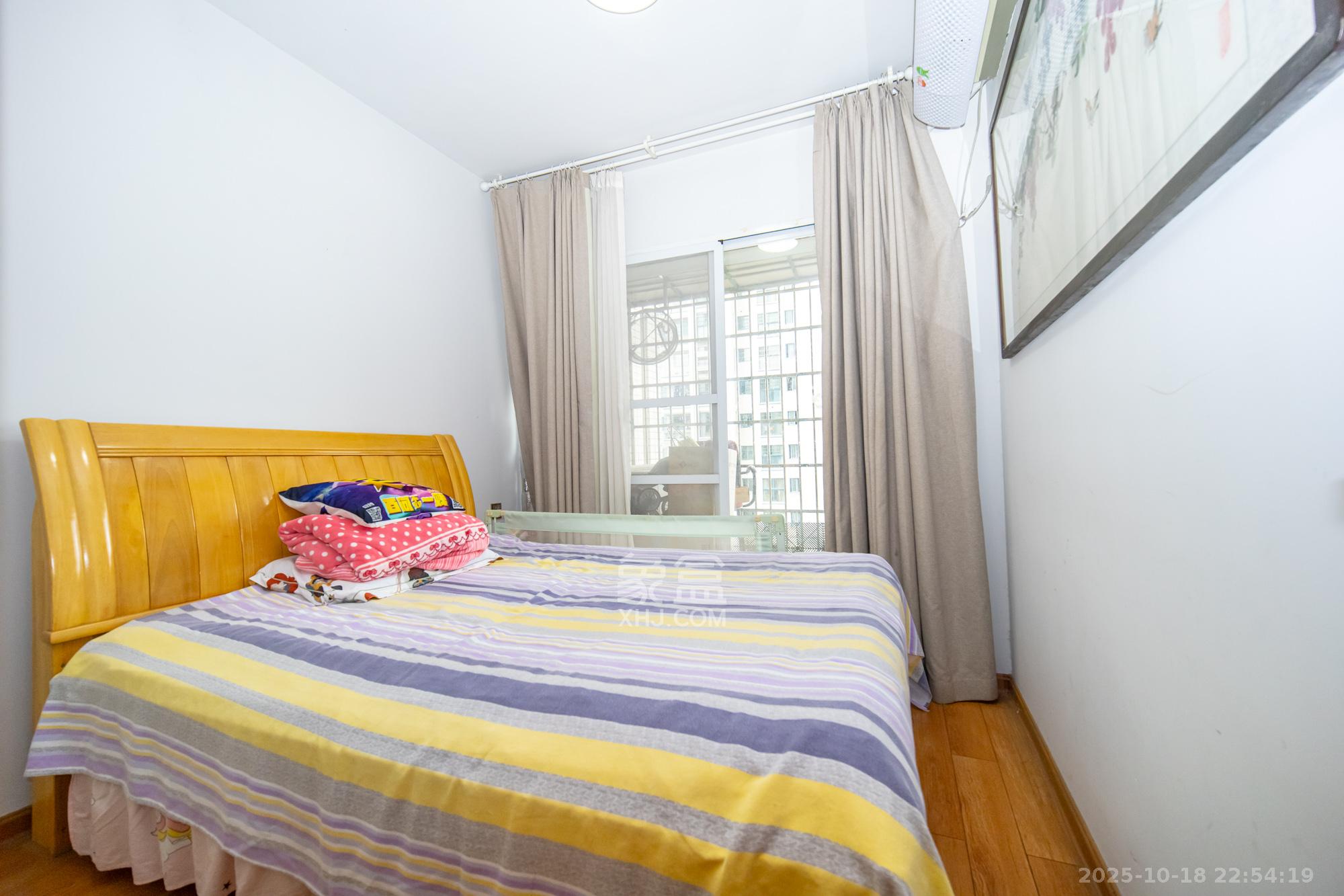 蝴蝶谷  3室2厅1卫    48.8万卧室