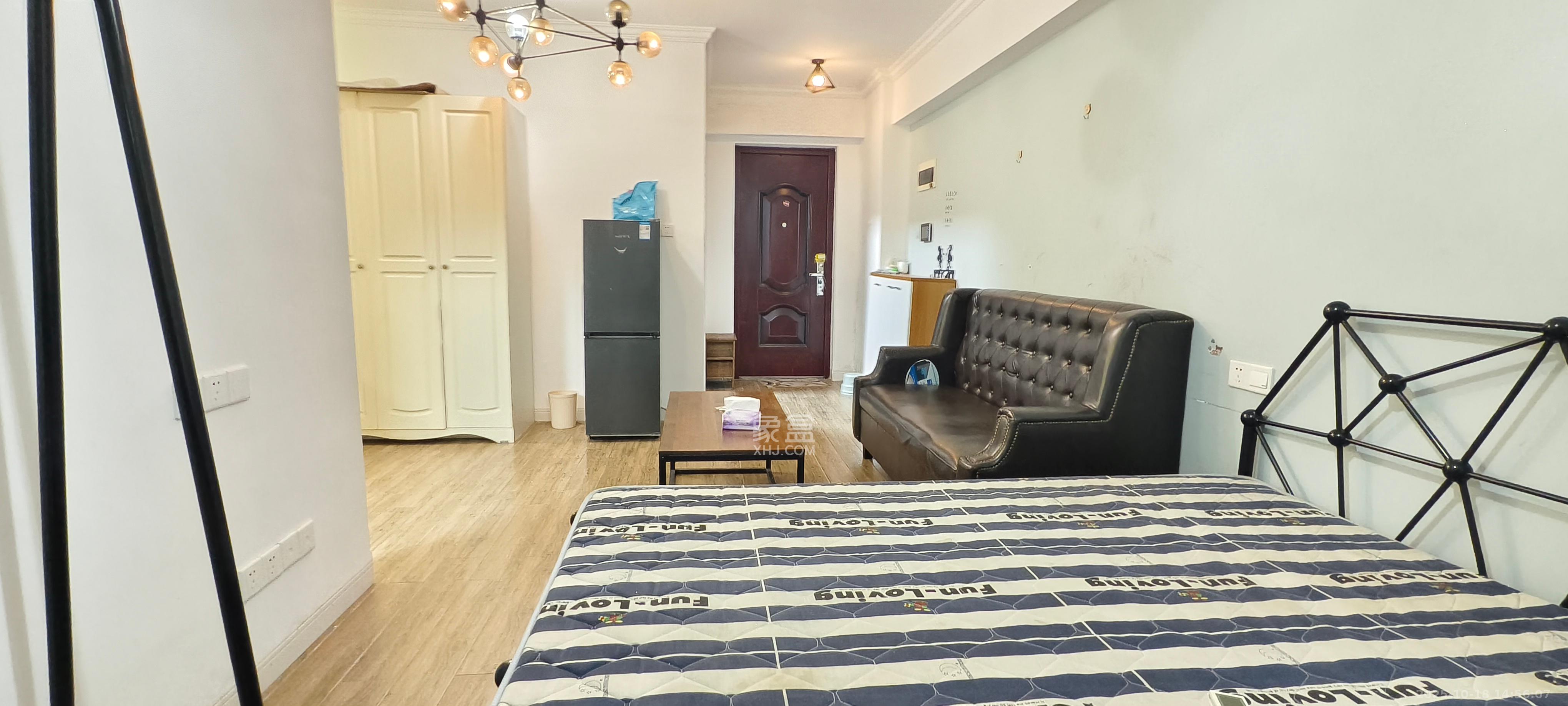 第六都(陆都小区) 1室1厅1卫 1800.0元/月 第六都(陆都小区) 1室1厅1卫 1800.0元/月室内图