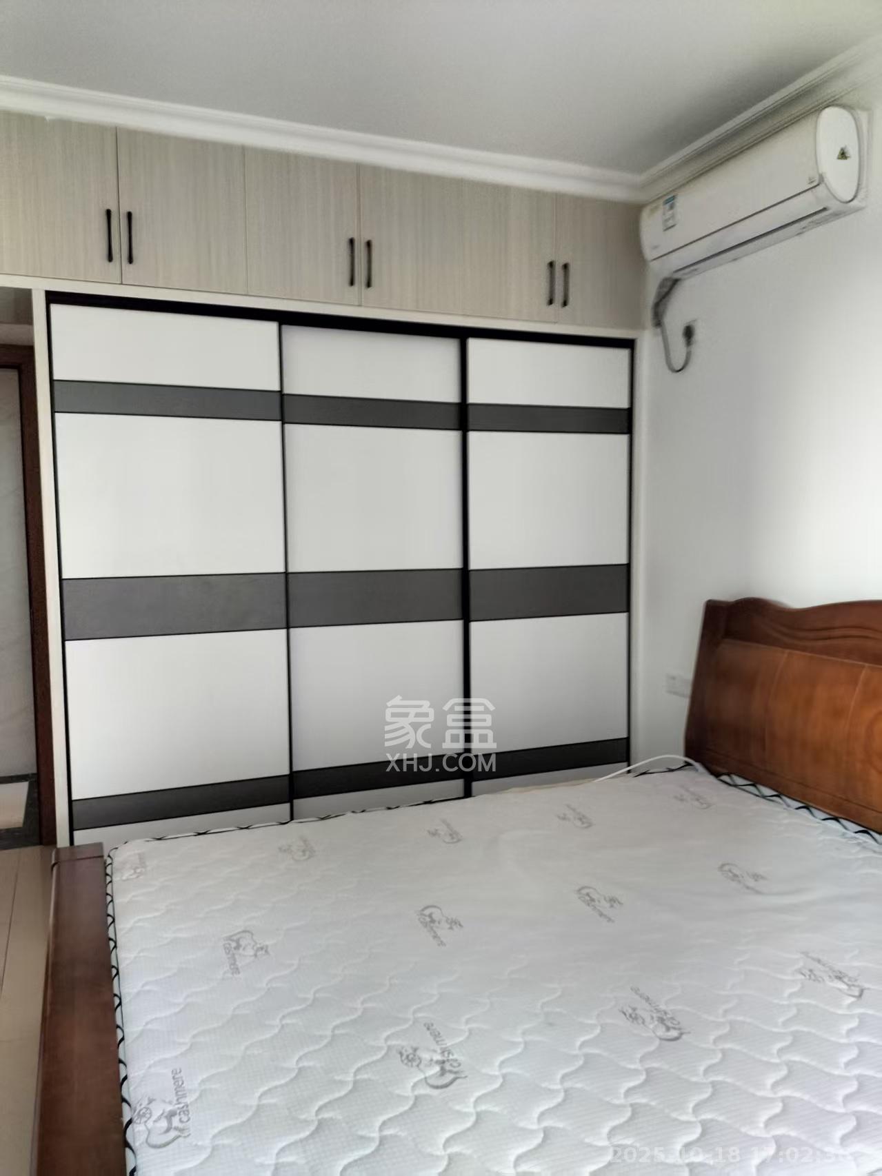 平吉上苑 3室2厅1卫 2600.0元/月 平吉上苑 3室2厅1卫 2600.0元/月室内图