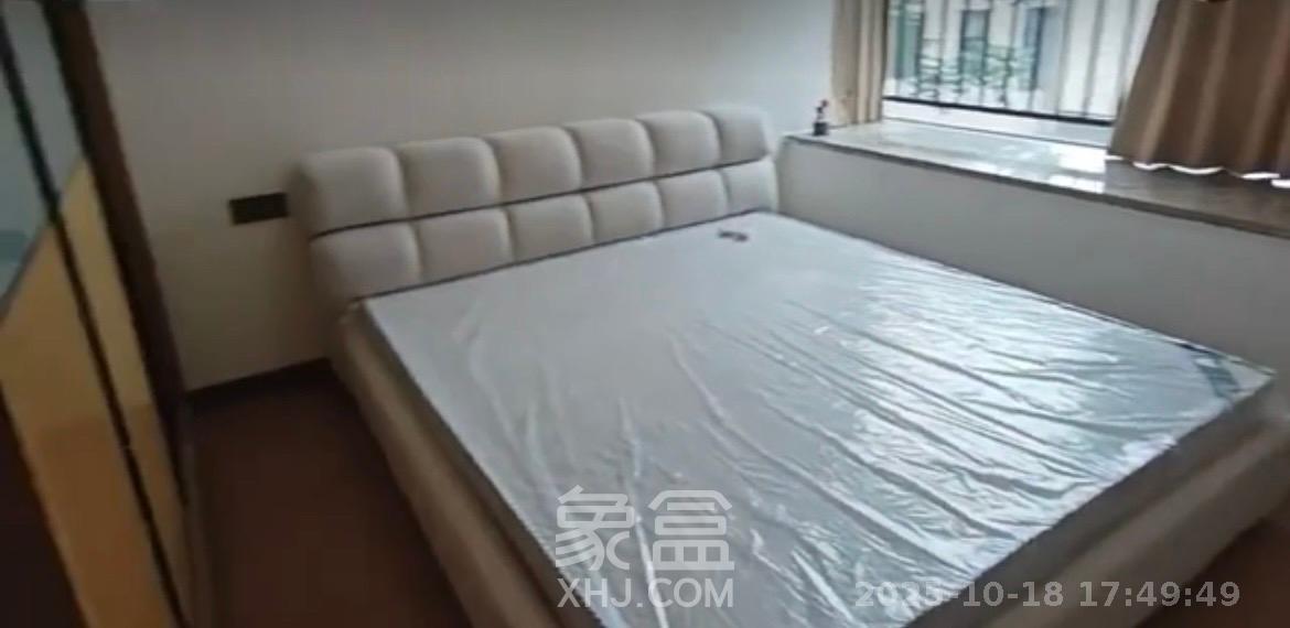 长房雍景湾  4室2厅2卫    3800.0元/月室内图