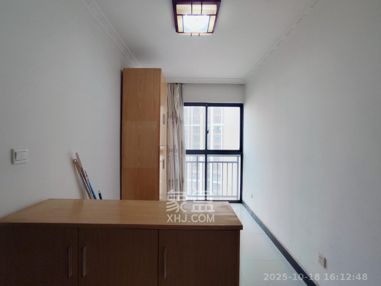 旭辉华庭  3室2厅1卫    2200.0元/月 旭辉华庭  3室2厅1卫    2200.0元/月室内图