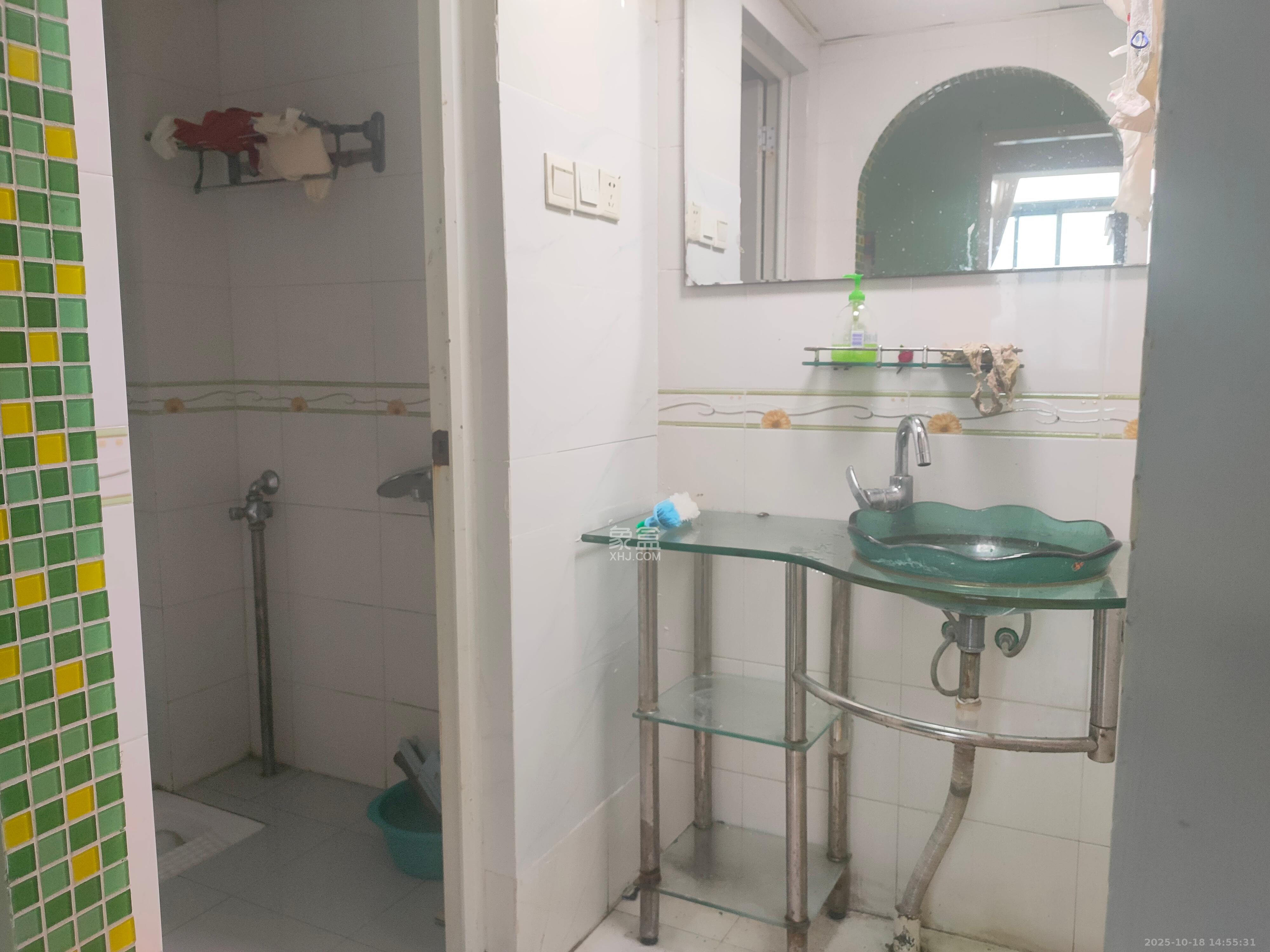 东方银座(东方摩卡) 2室2厅1卫 2200.0元/月 东方银座(东方摩卡) 2室2厅1卫 2200.0元/月室内图