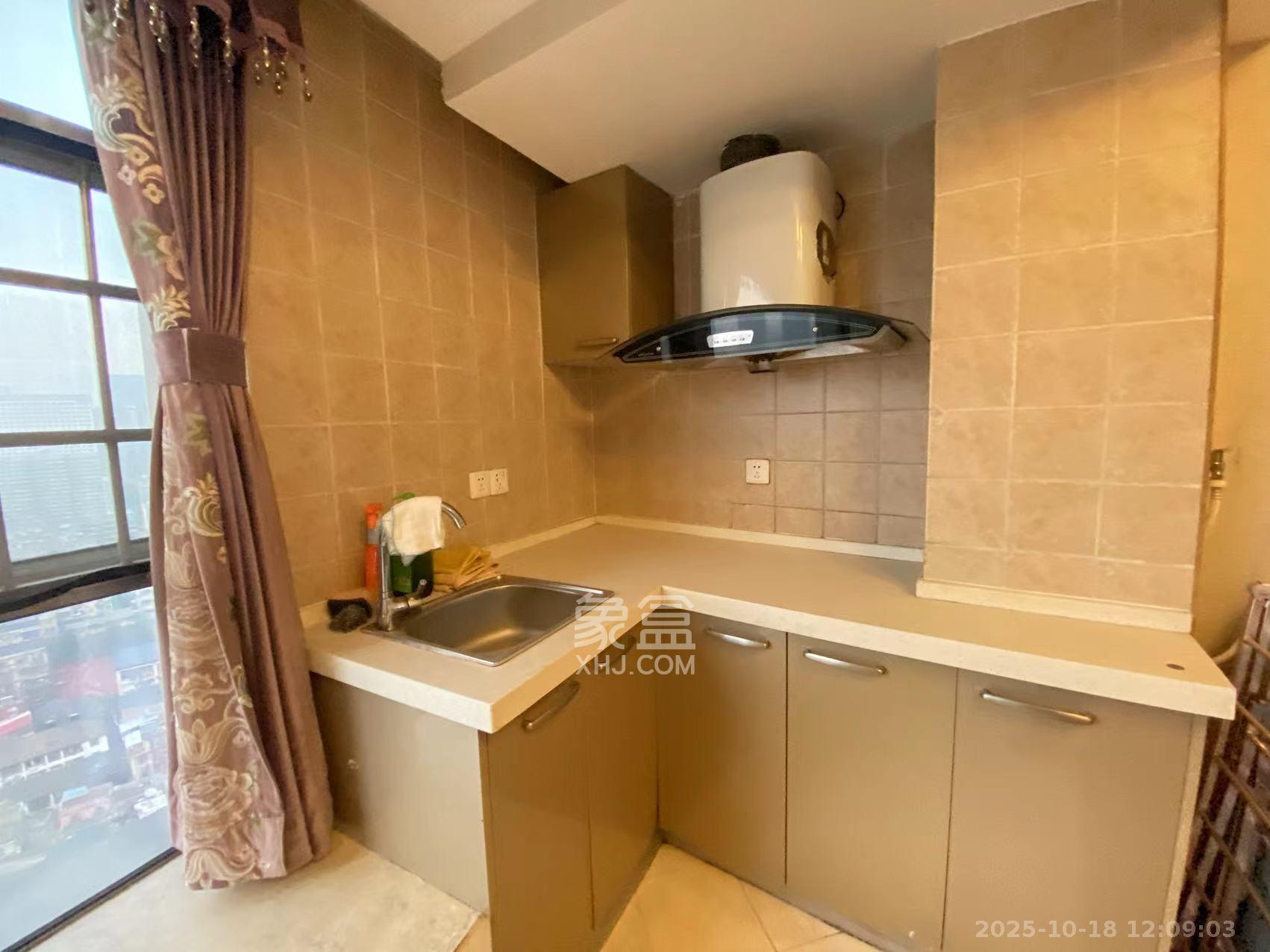 泉昇同福大厦  1室1厅1卫    1900.0元/月室内图