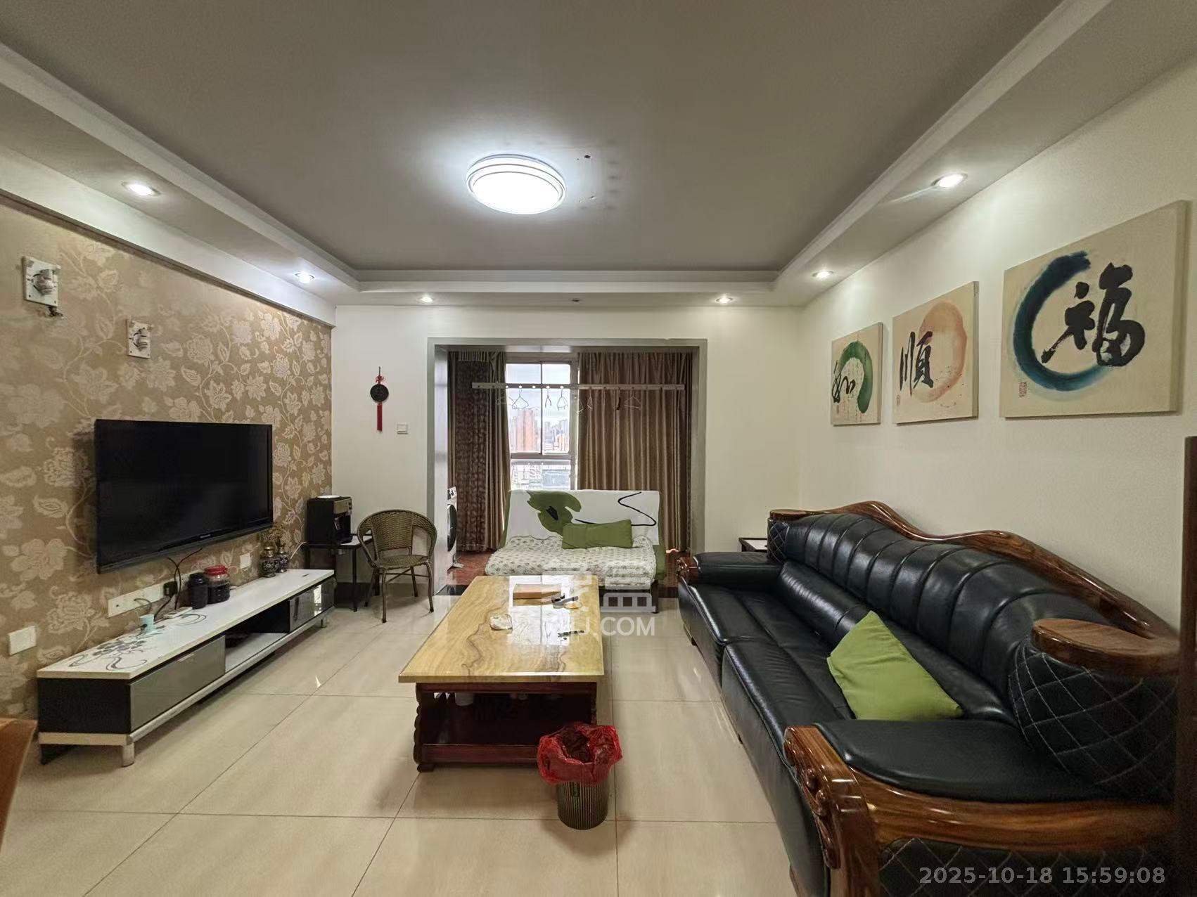 通华天都  3室2厅2卫    2500.0元/月室内图