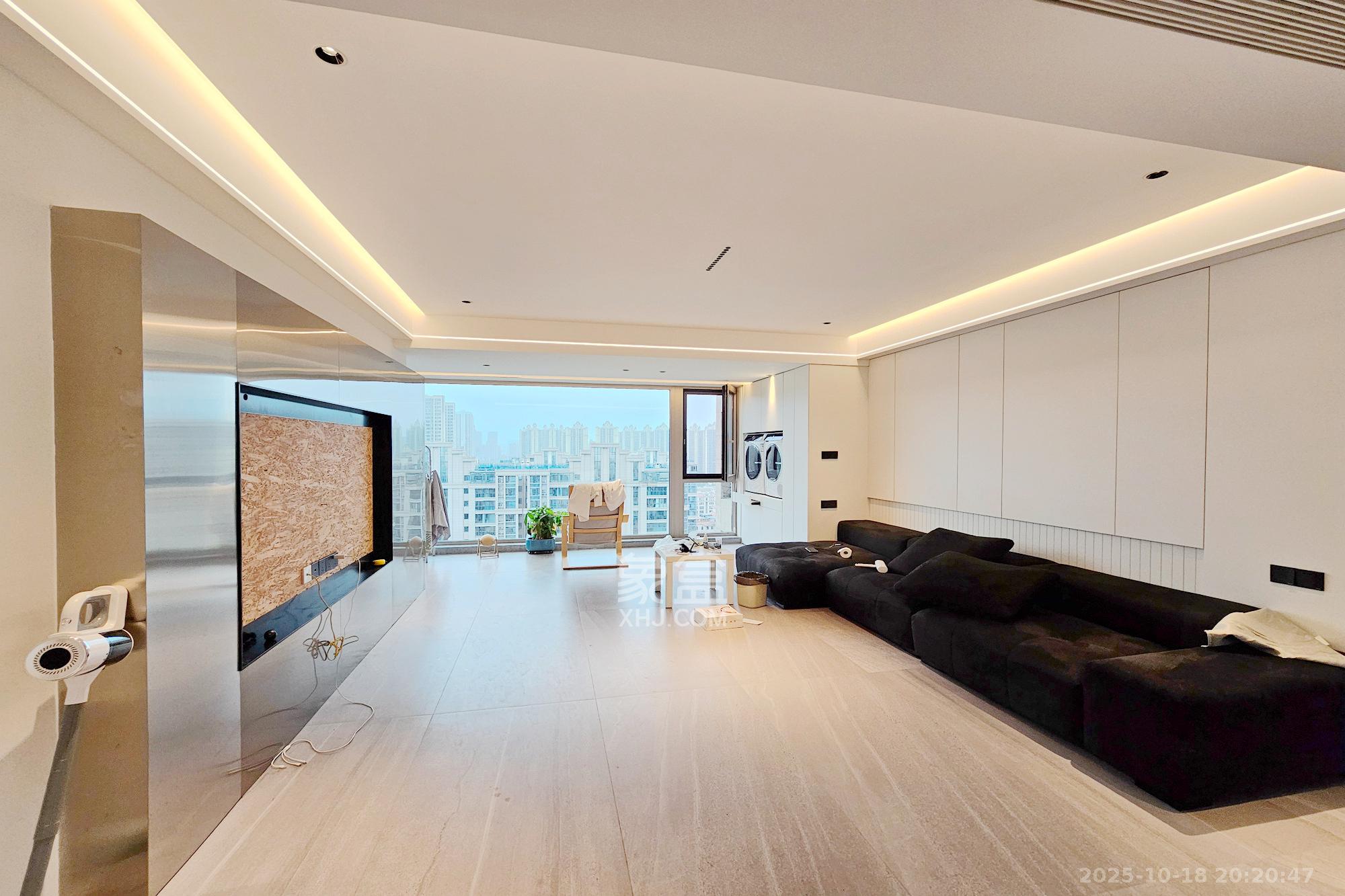 明昇壹城(明昇时代广场)二期  4室2厅2卫    258.0万 明昇壹城(明昇时代广场)二期  4室2厅2卫    258.0万客厅