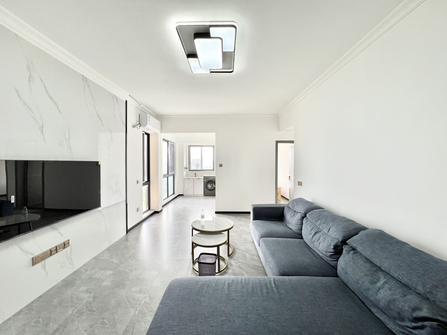 金城天鹅湖  3室2厅1卫    2700.0元/月室内图