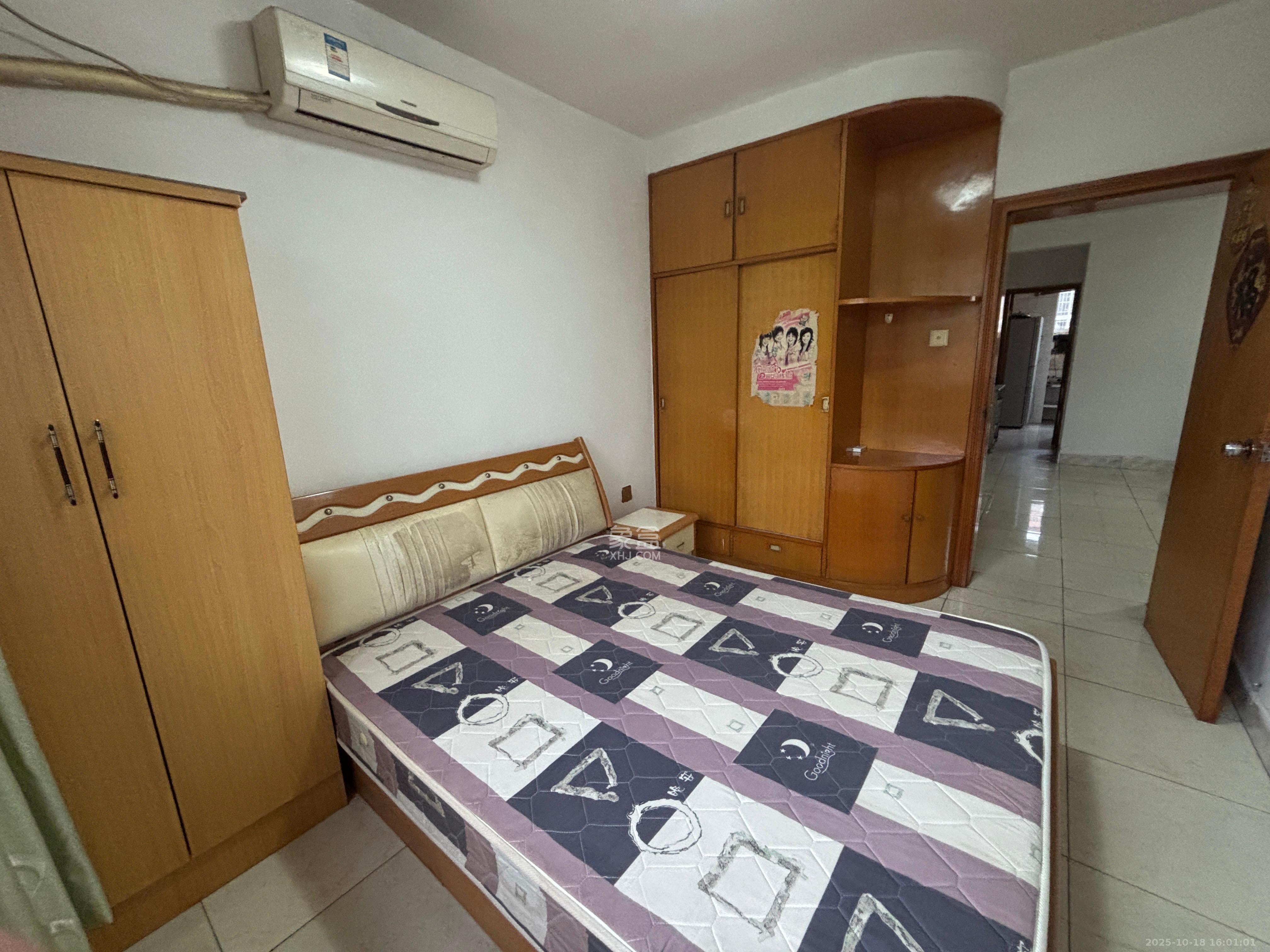 中建五局信和苑三区  2室1厅1卫    1200.0元/月室内图