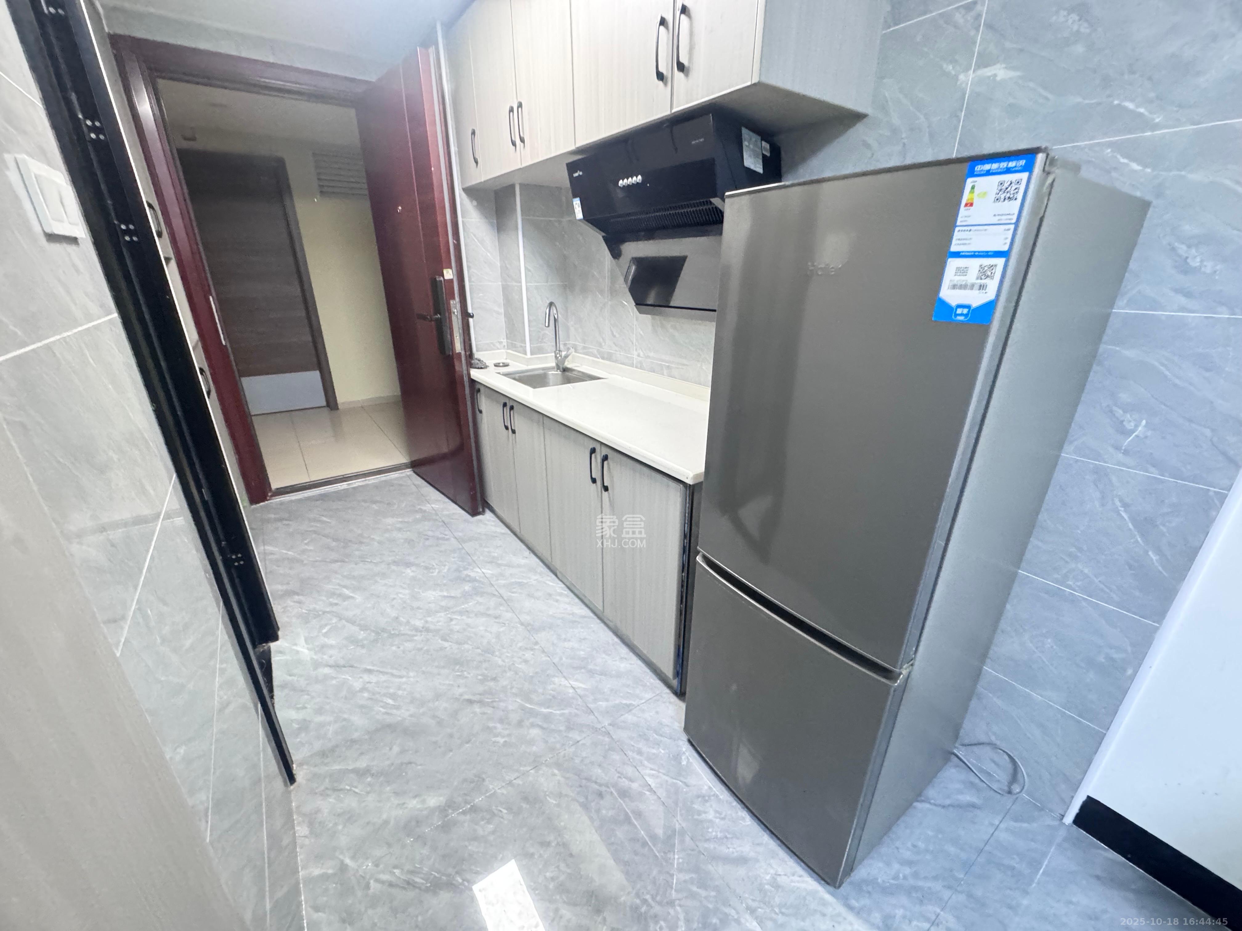 碧桂园城市之光  1室1厅1卫    1450.0元/月室内图