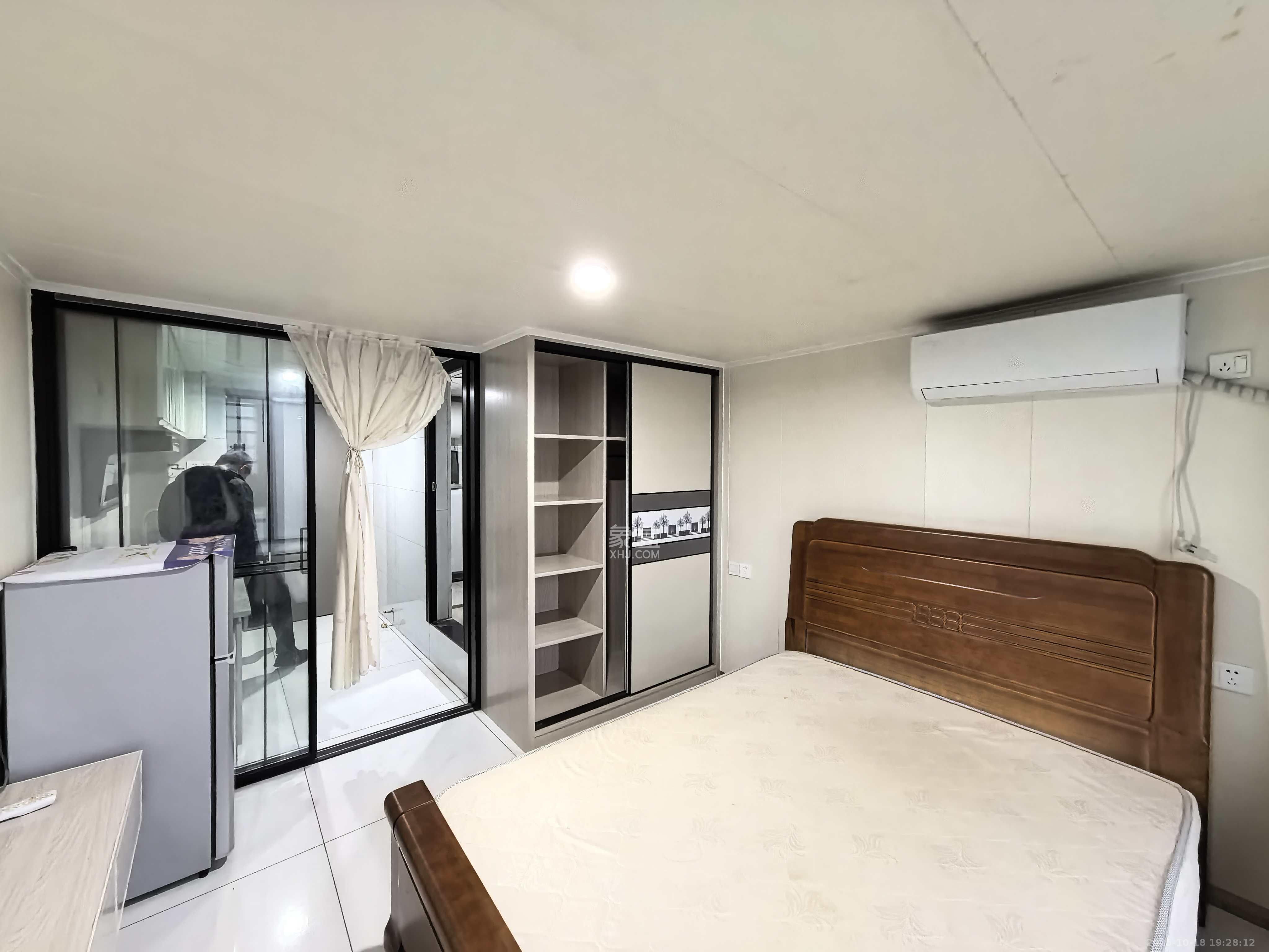 龙湖湘江星座(祺鑫星座公寓)  1室1厅1卫    1200.0元/月 龙湖湘江星座(祺鑫星座公寓)  1室1厅1卫    1200.0元/月室内图