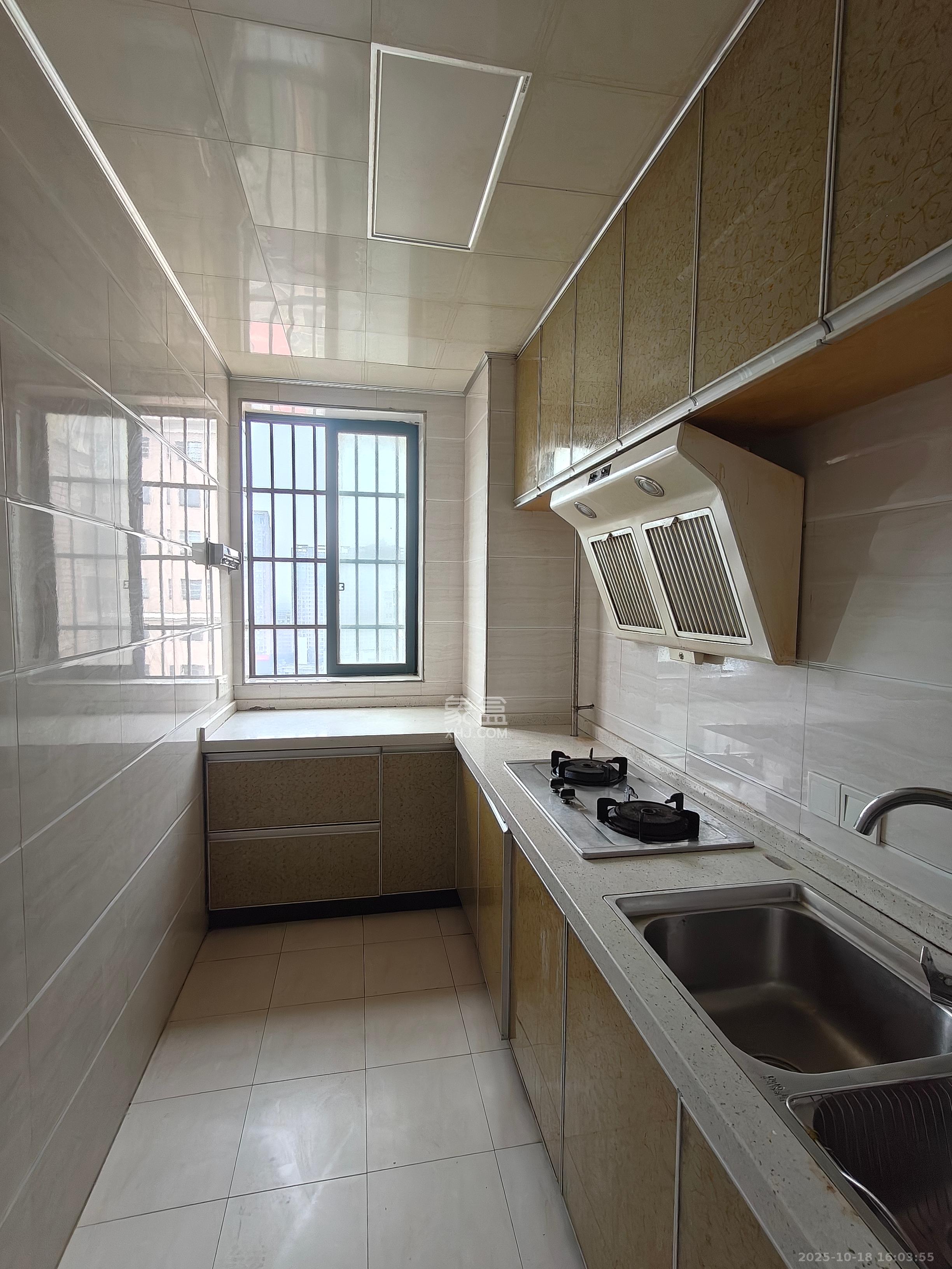 滨水名都 1室1厅1卫 1100.0元/月 滨水名都 1室1厅1卫 1100.0元/月室内图