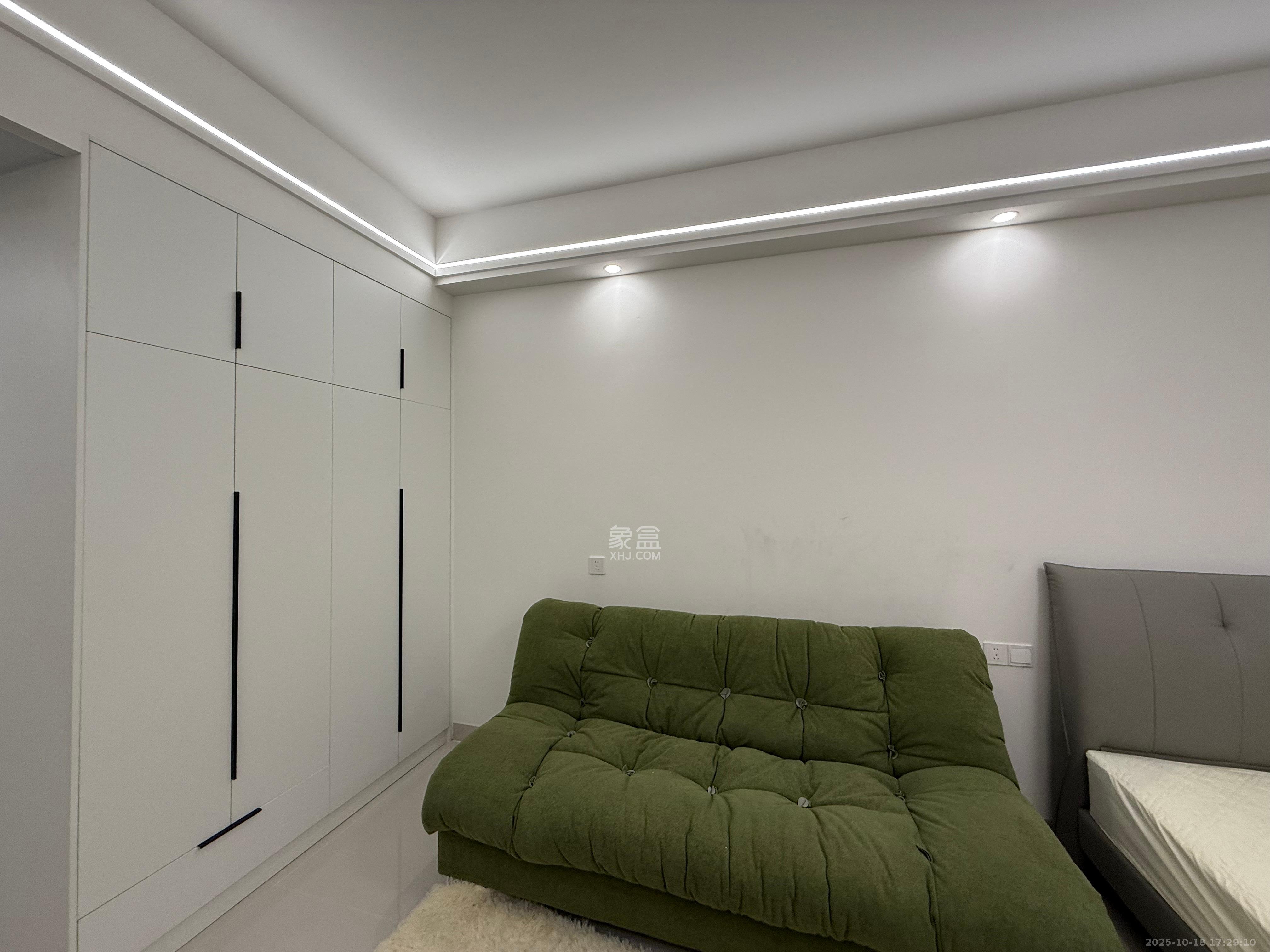 鄱阳汇金中心  1室0厅0卫    1500.0元/月室内图