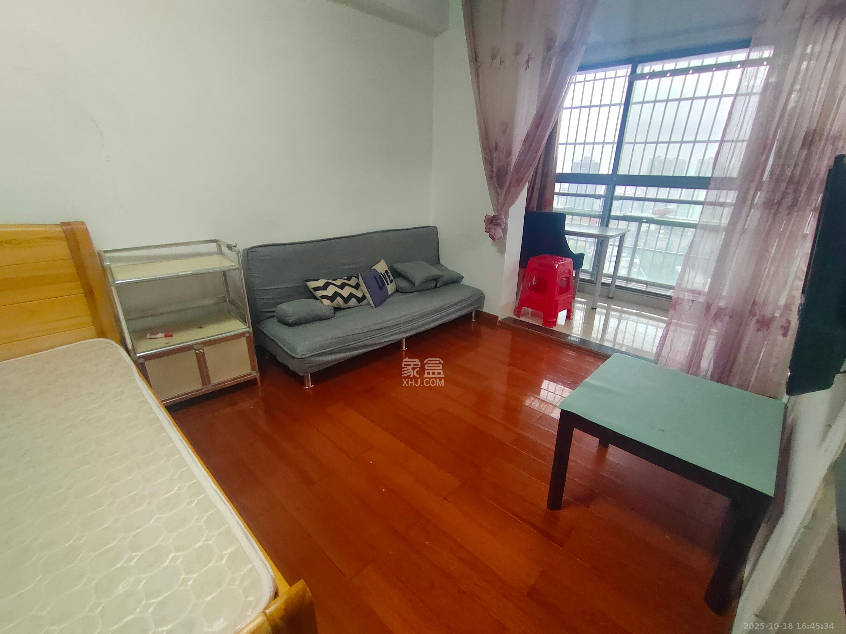 君悦紫园  1室1厅1卫    1300.0元/月室内图