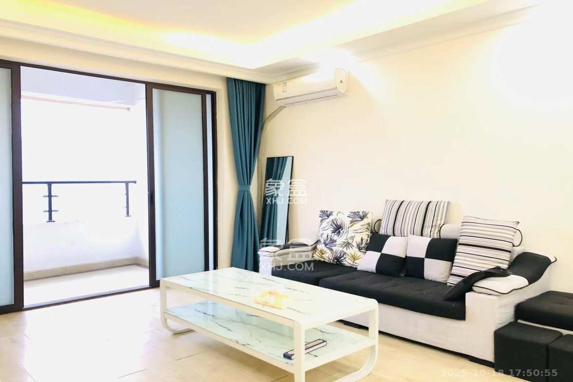 五江天街南区  3室2厅1卫    2100.0元/月 五江天街南区  3室2厅1卫    2100.0元/月室内图