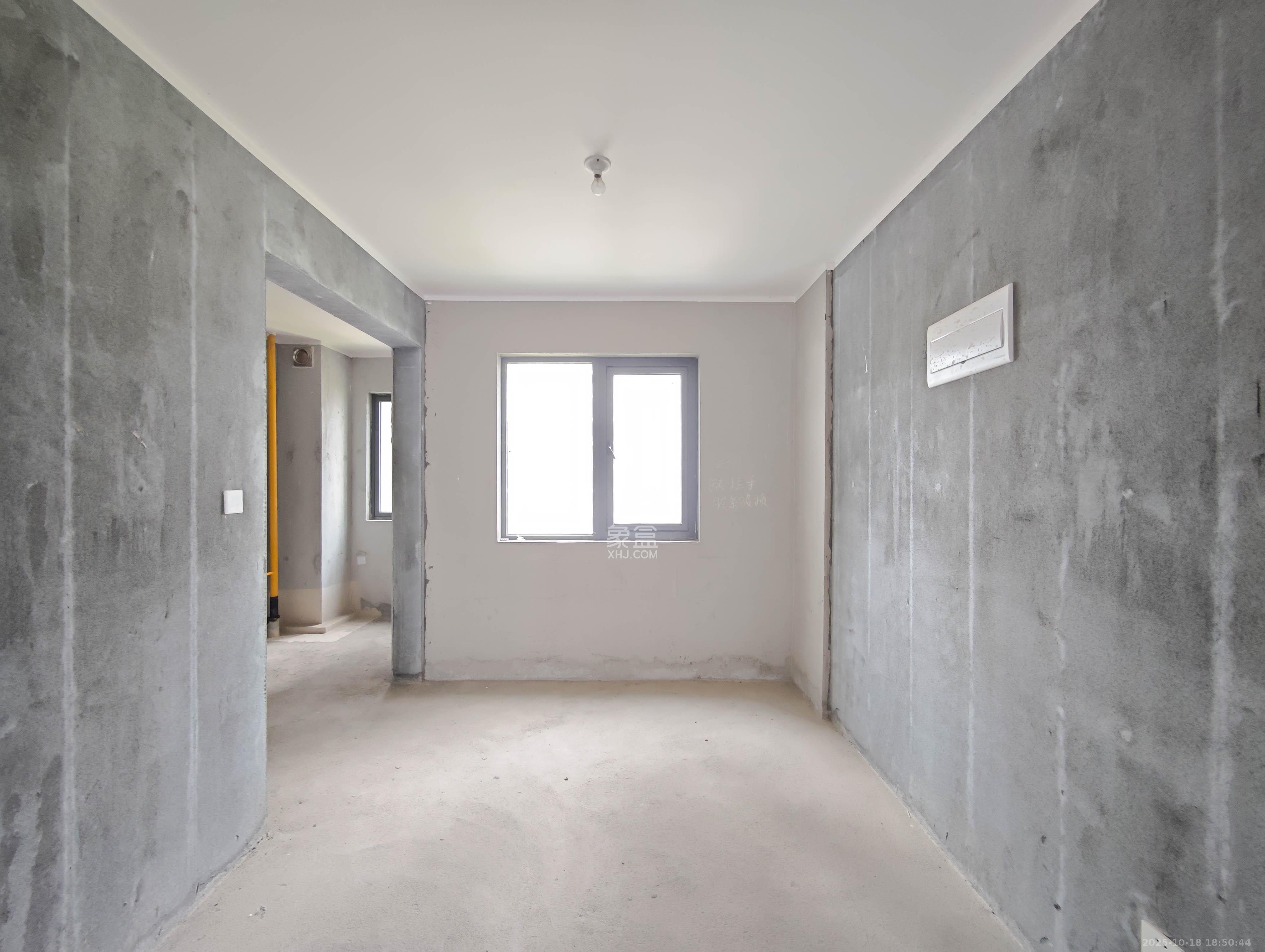 融创会展上东区  3室2厅1卫    79.9万其他