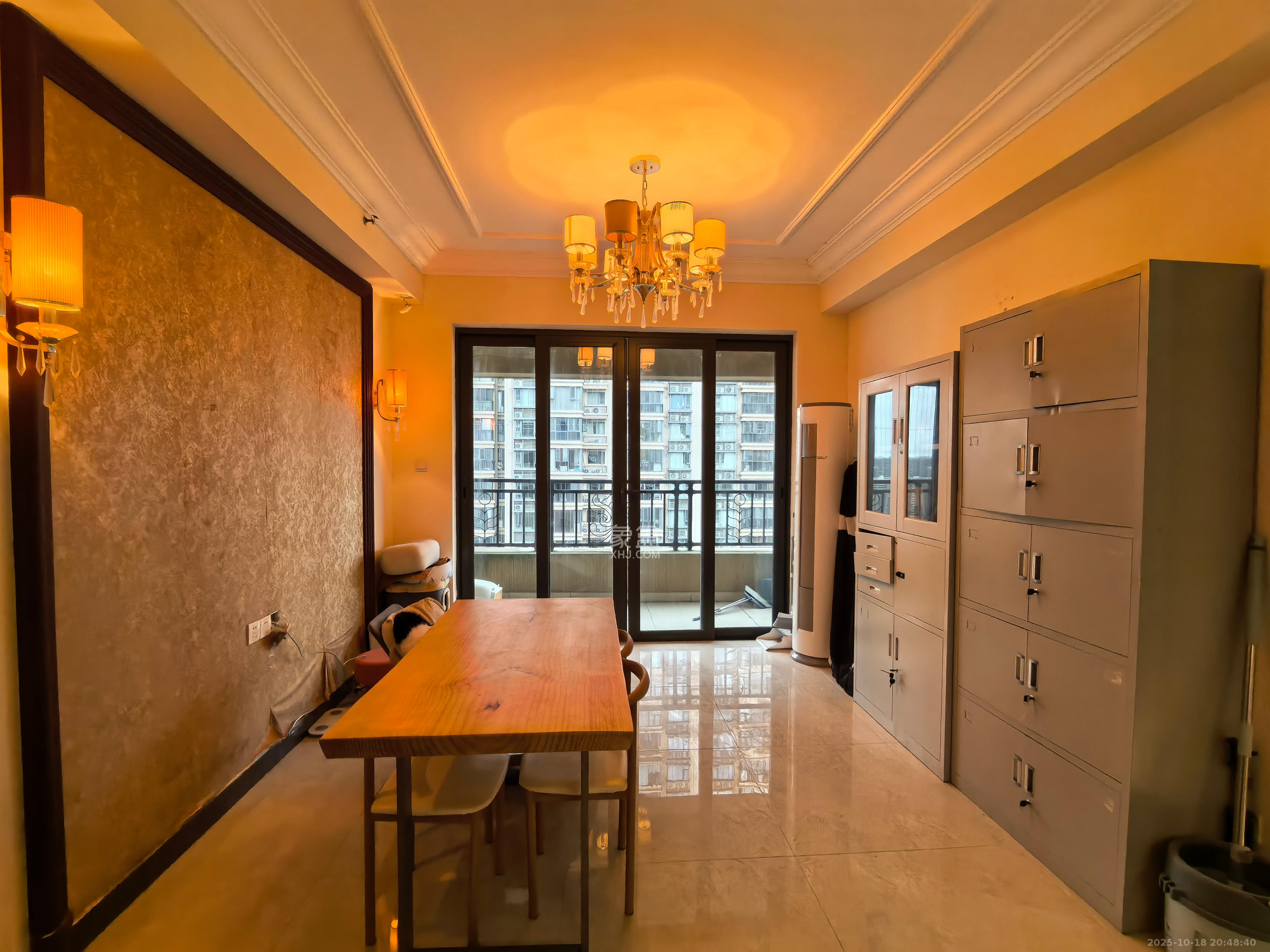 恒大御景半岛锦绣苑 3室2厅1卫 2600.0元/月 恒大御景半岛锦绣苑 3室2厅1卫 2600.0元/月室内图