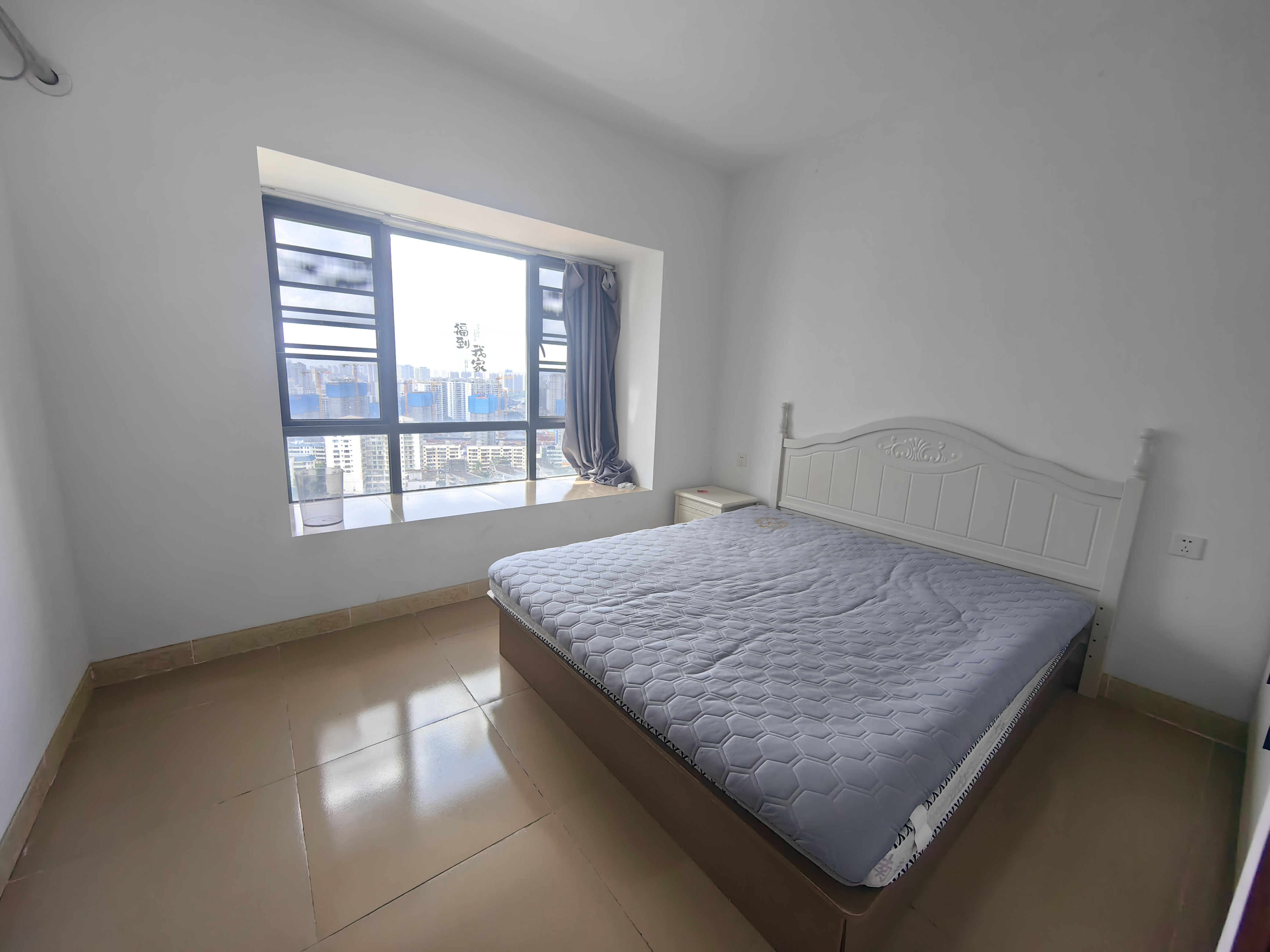 冠盛天泽园 2室2厅1卫 2300.0元/月 冠盛天泽园 2室2厅1卫 2300.0元/月室内图