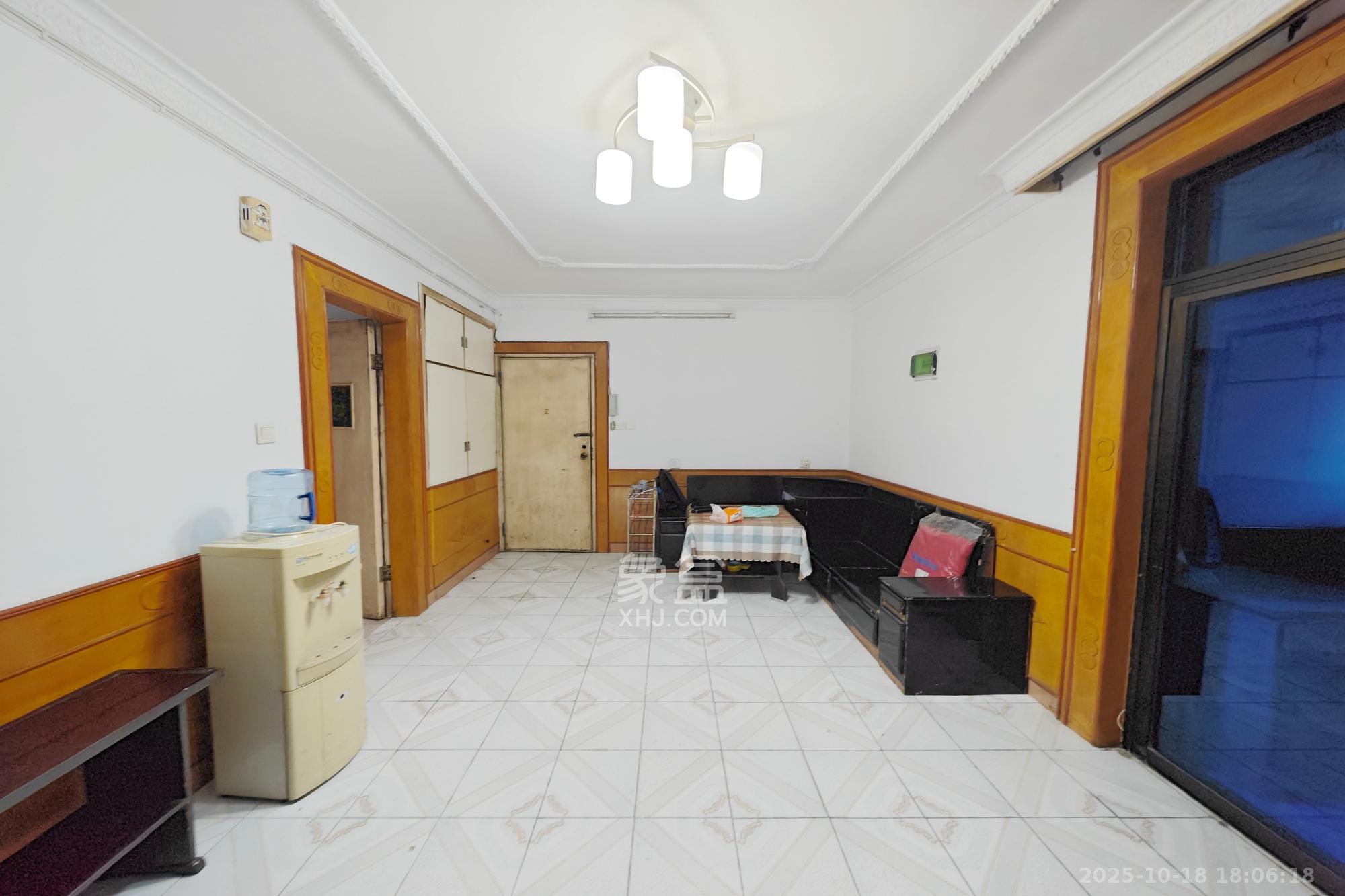 长沙卷烟厂高层小区  2室1厅1卫    45.0万 长沙卷烟厂高层小区  2室1厅1卫    45.0万客厅