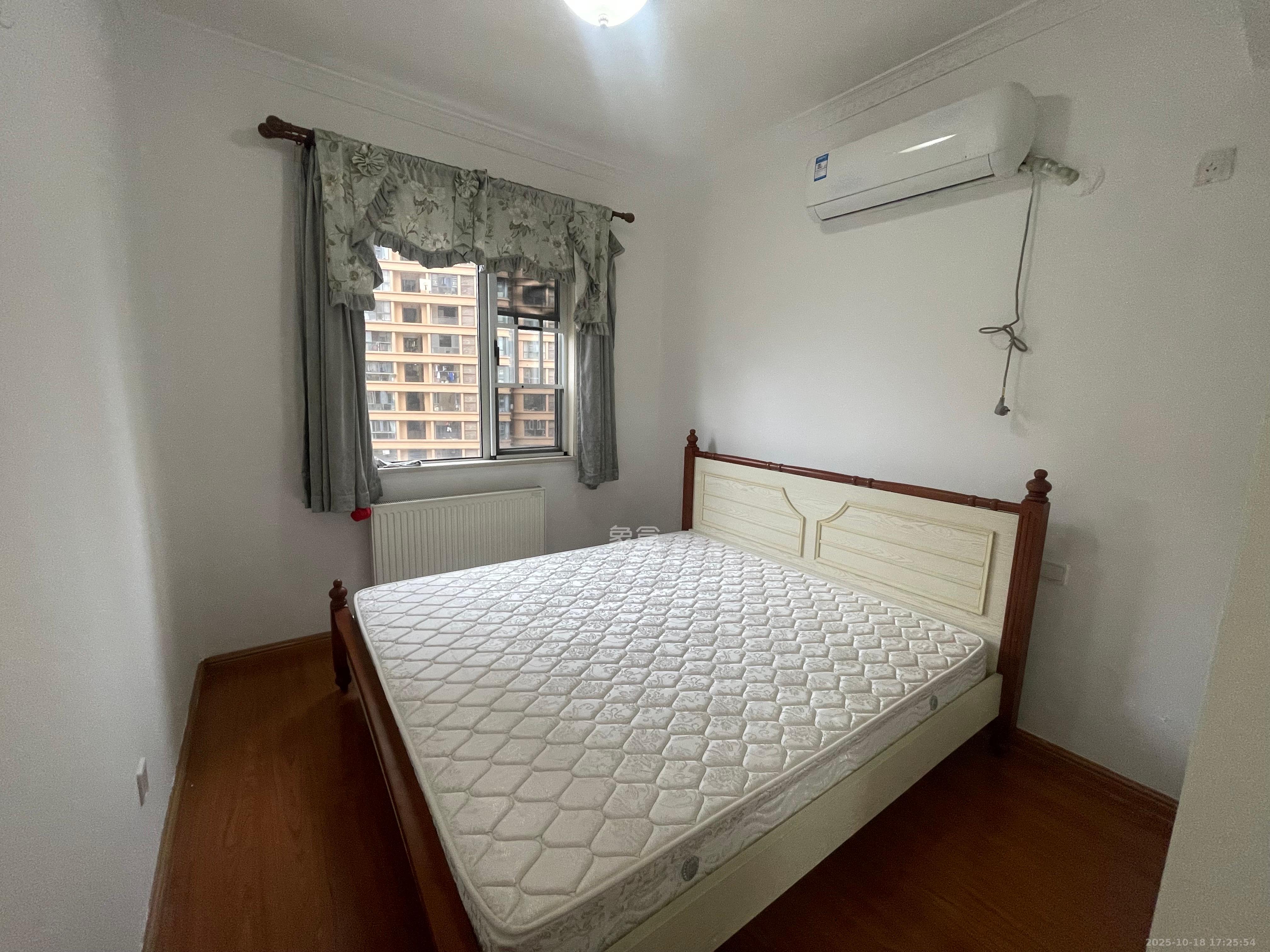 五矿万境水岸二期（五矿万境水岸和苑）  3室2厅1卫    2700.0元/月室内图