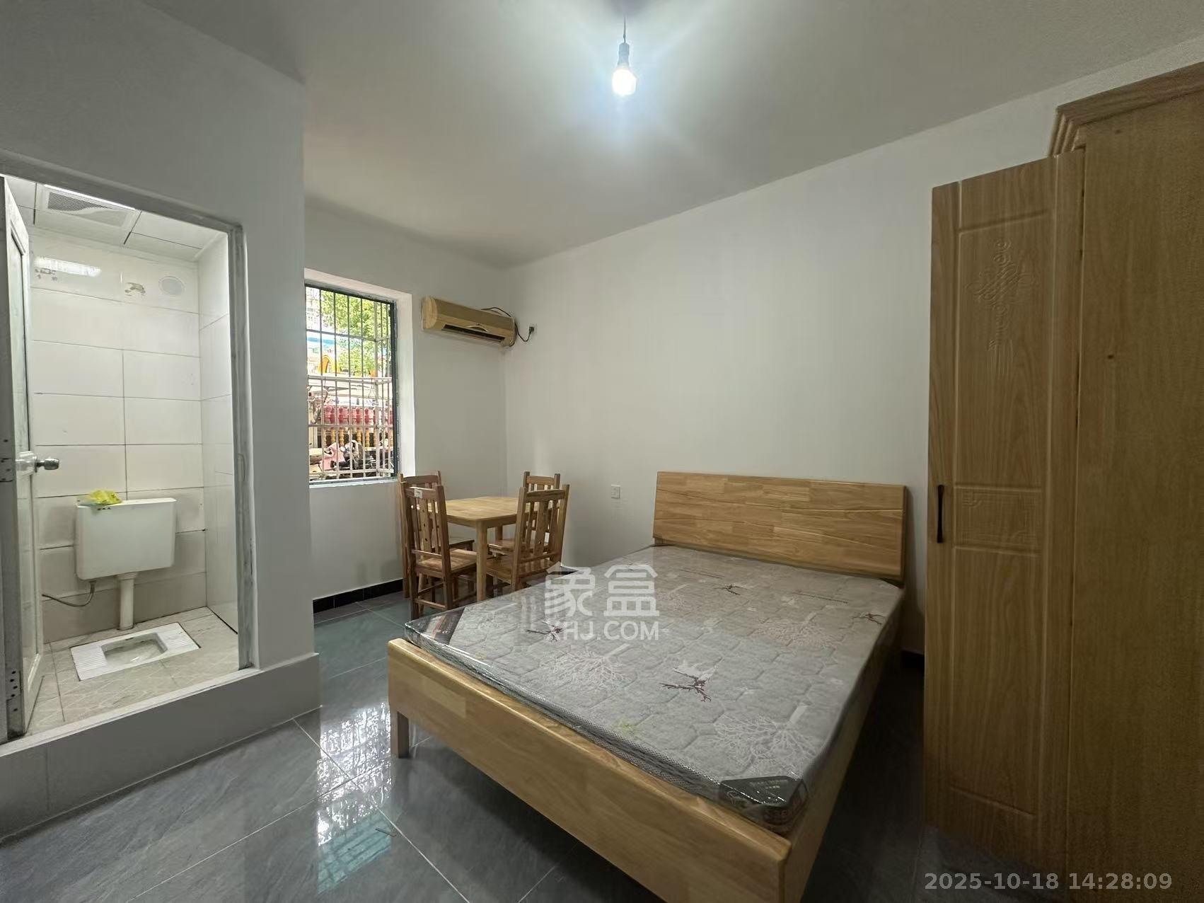 红旗区四片  1室1厅1卫    1400.0元/月室内图