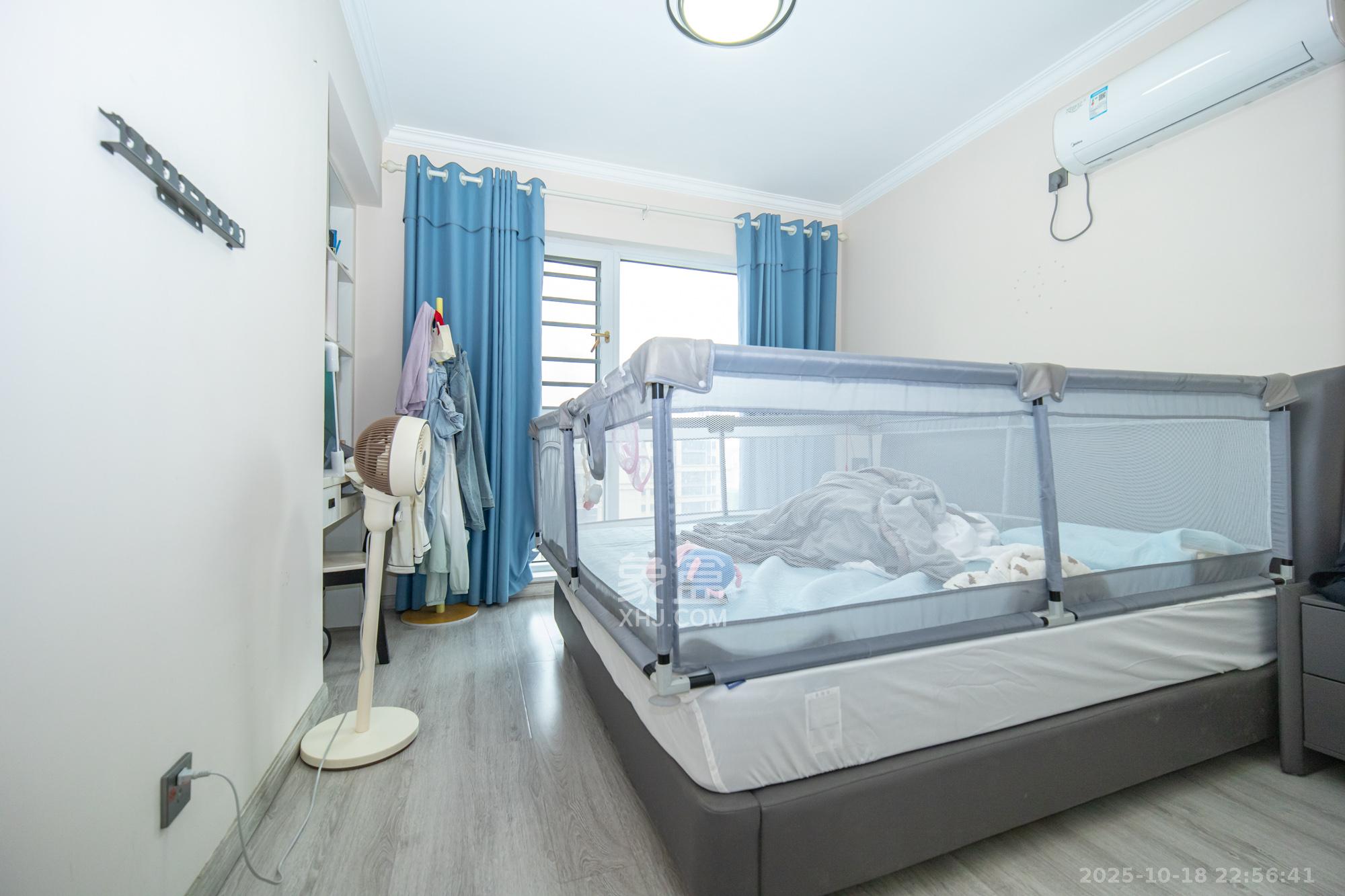 金科时代中心  3室1厅1卫    75.0万 金科时代中心  3室1厅1卫    75.0万卧室