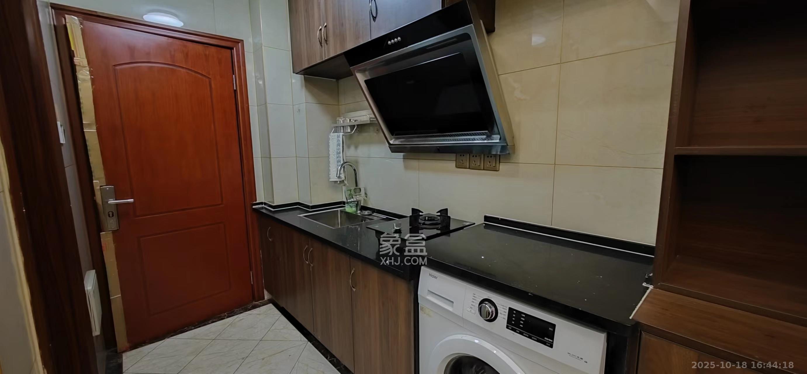 塞纳公馆  1室1厅1卫    1500.0元/月室内图