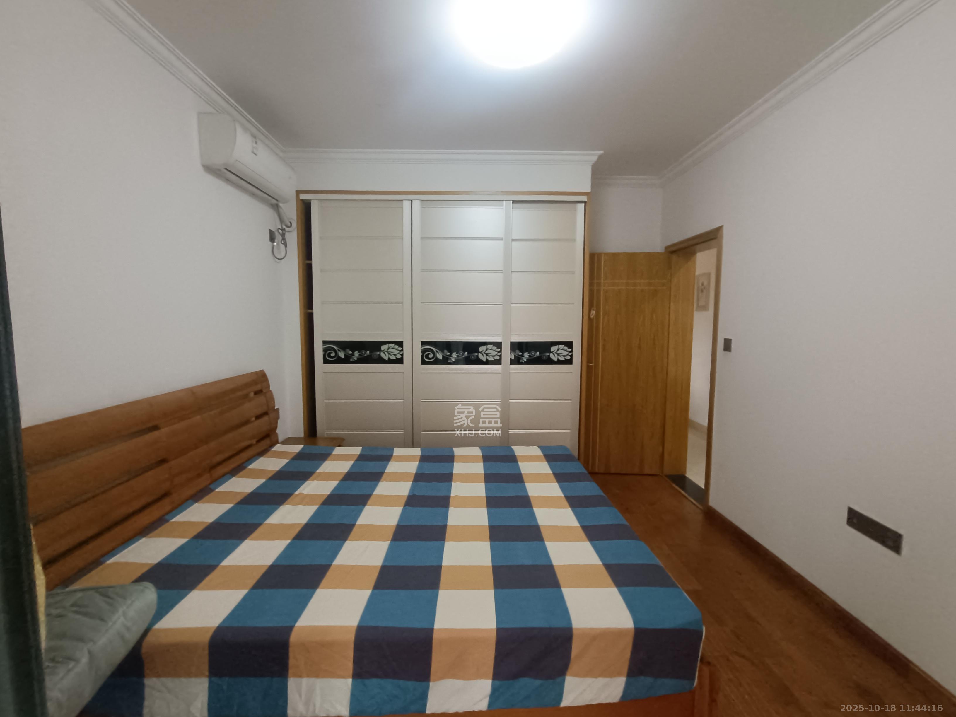 茶山馨苑  2室2厅1卫    2100.0元/月室内图